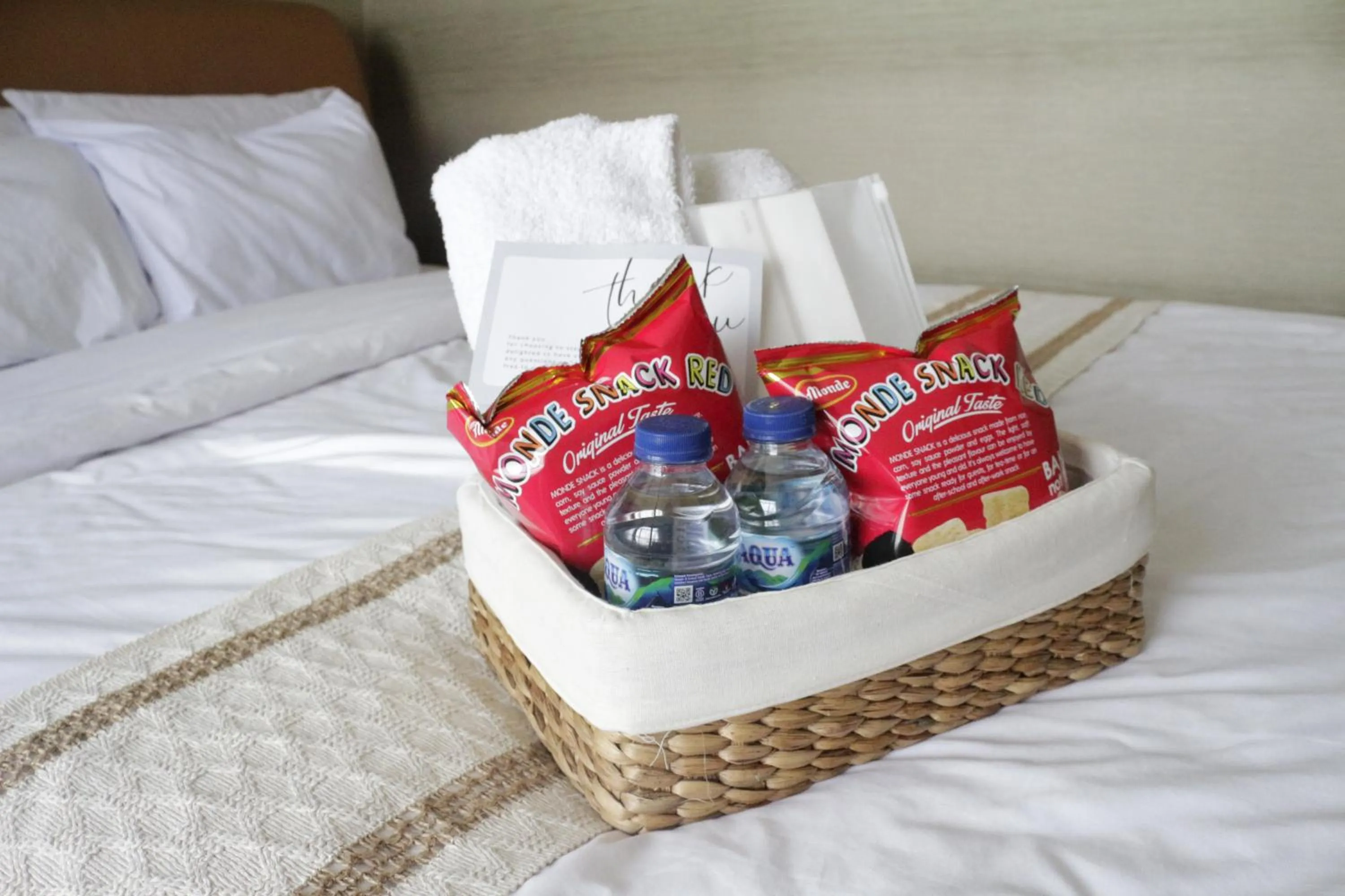 Bed in Luxe Living @Central Park