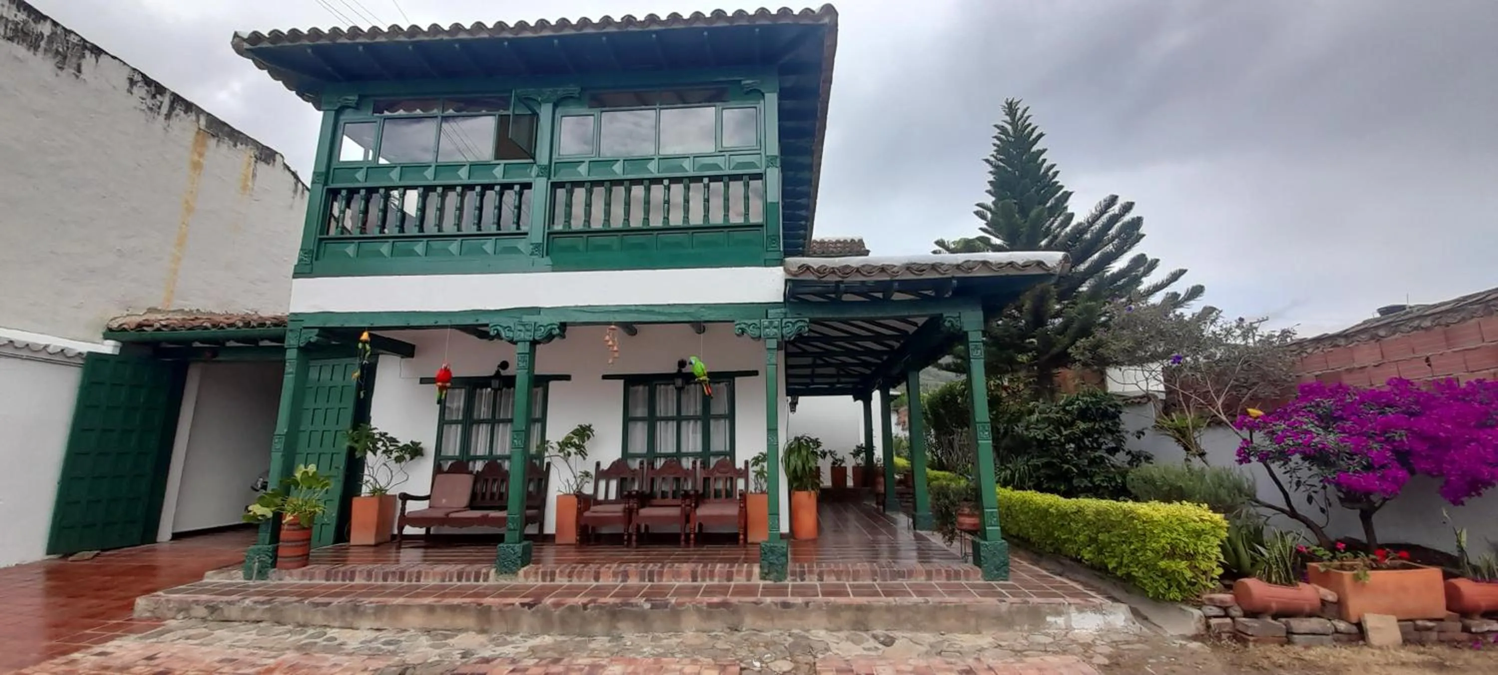 Property Building in Hotel Casa San Rafael