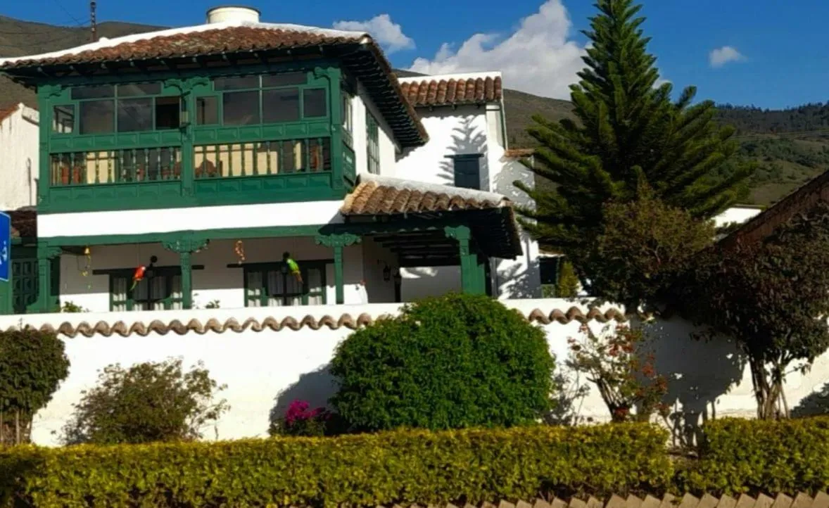 Property Building in Hotel Casa San Rafael