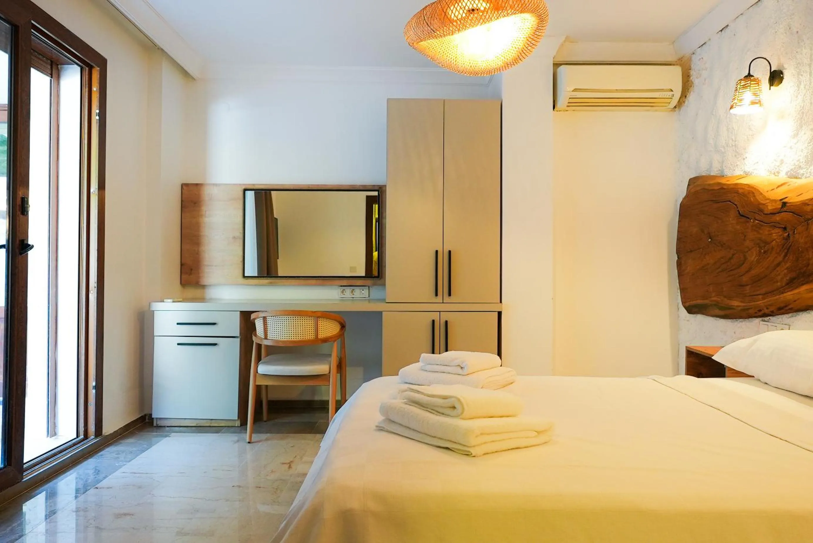 Bed in NURİYE ALACATI