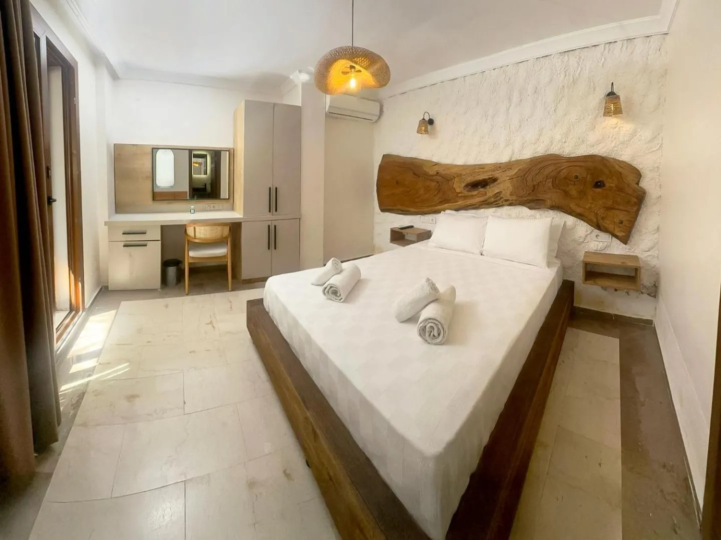 Bed in NURİYE ALACATI