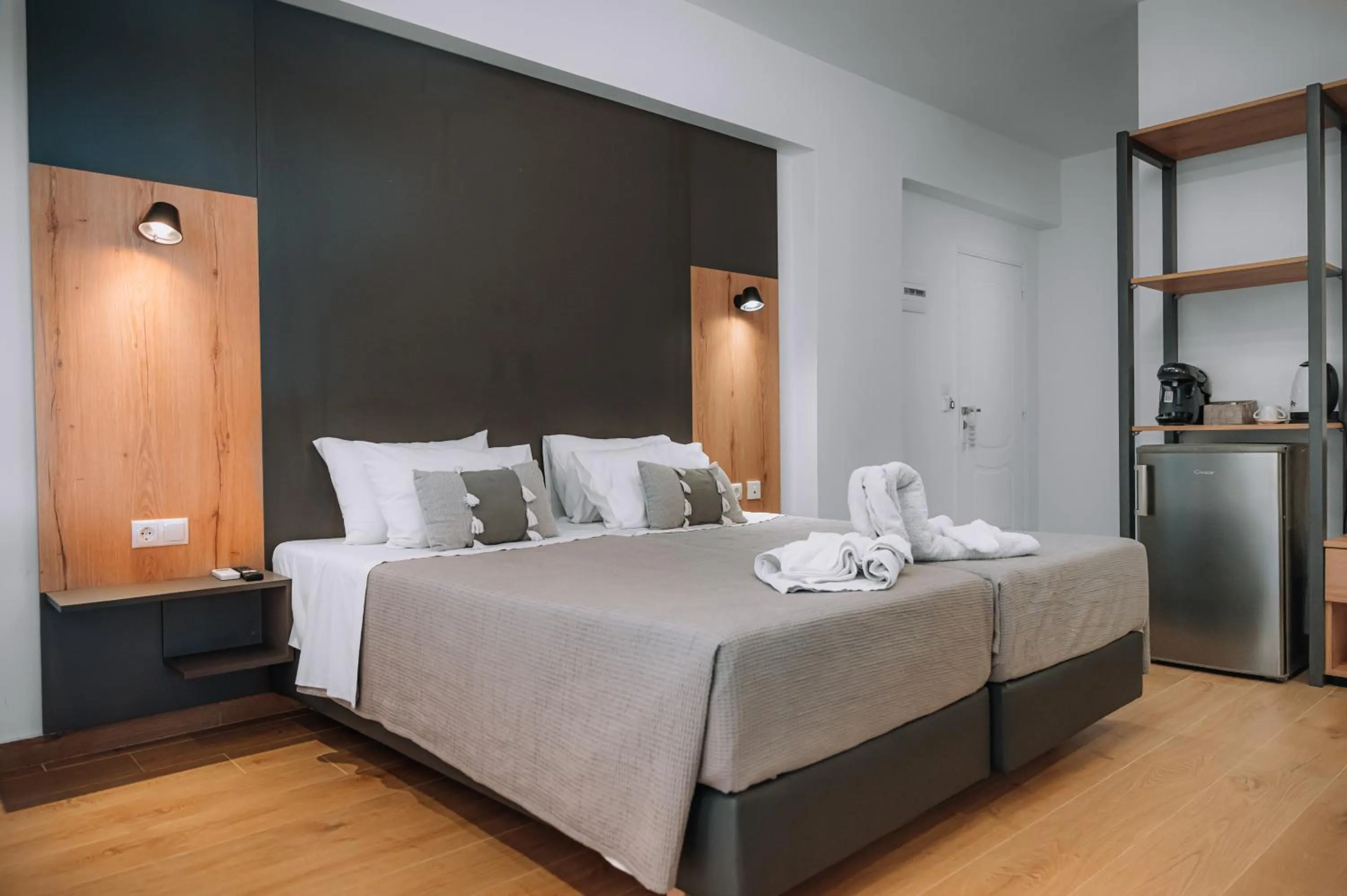 Deluxe Twin Room in Eva's Rooms