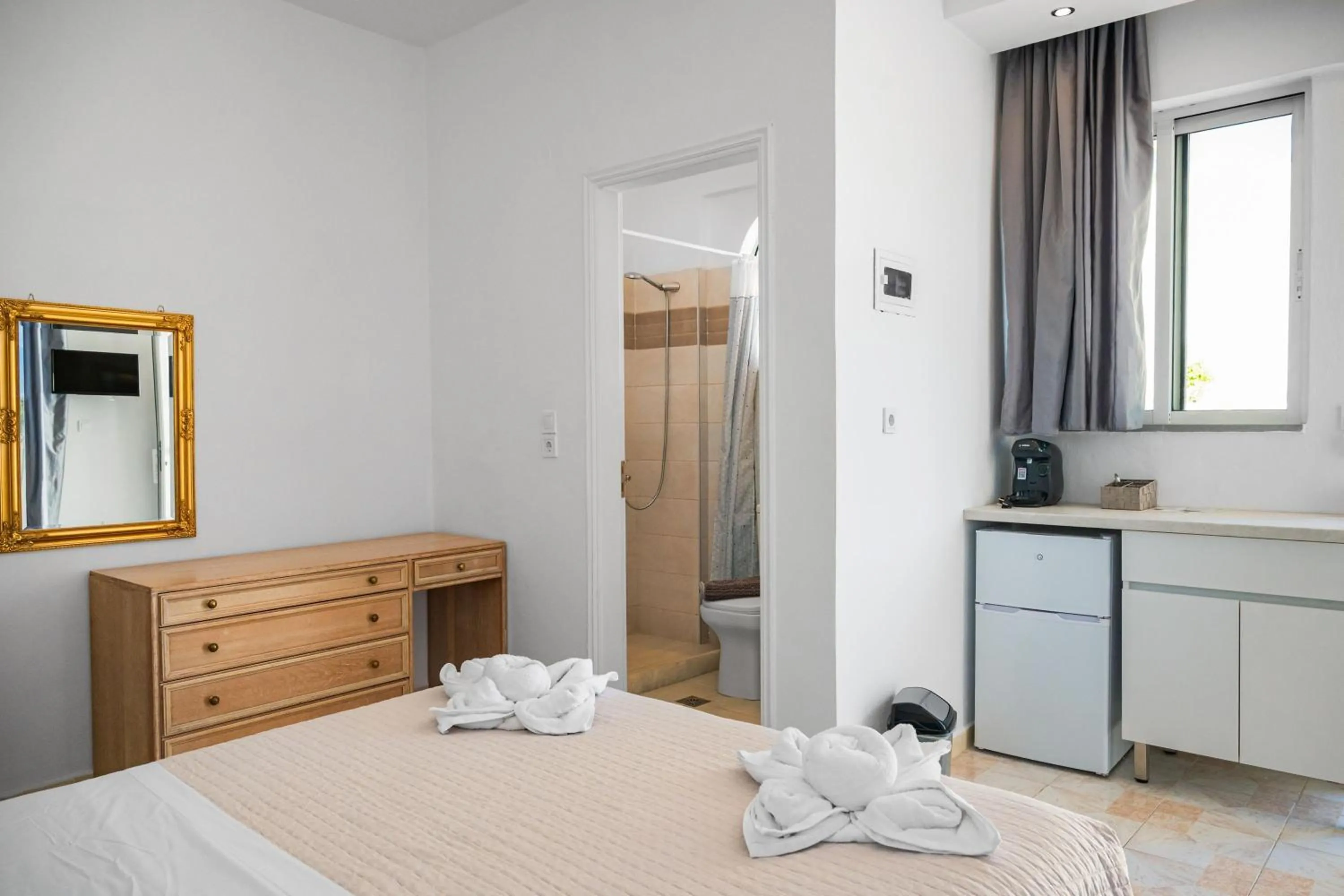 Bedroom, Bed in Eva's Rooms