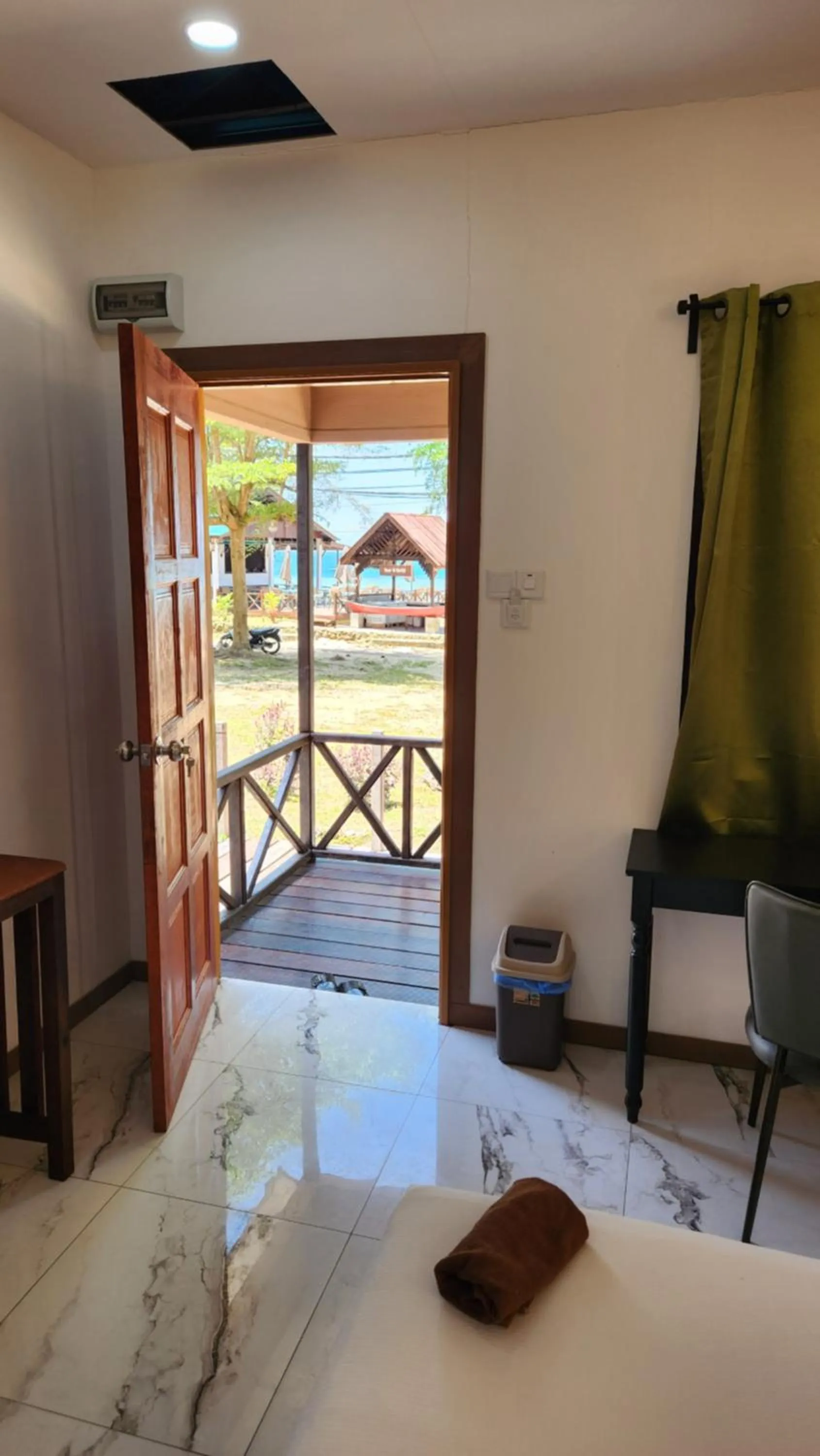 Bed in Dumba Bay Tioman