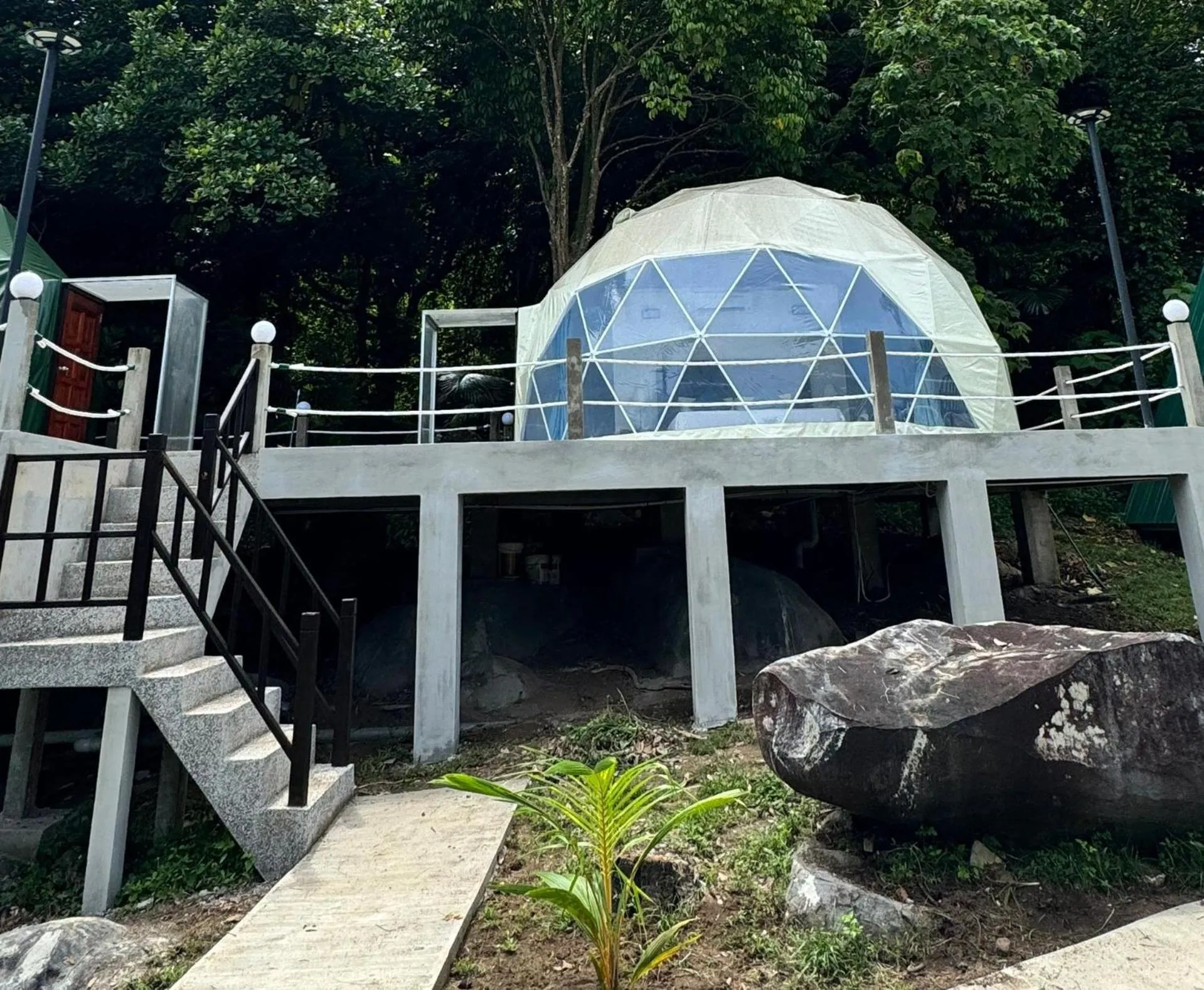 Property building in Dumba Bay Tioman