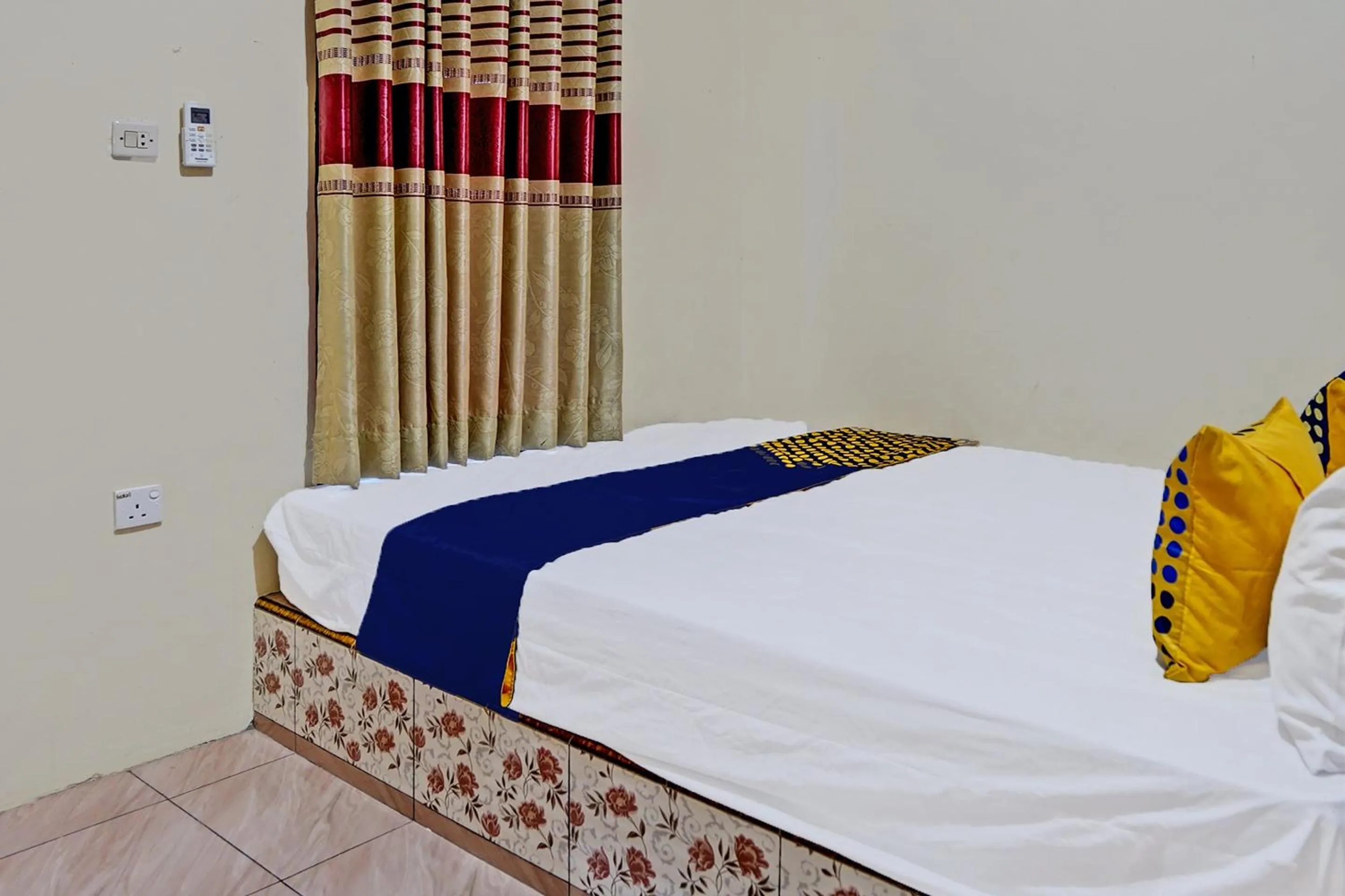 Bedroom in Hotel O Penginapan Kangean SyariahNearTaman Merdeka Kalianget