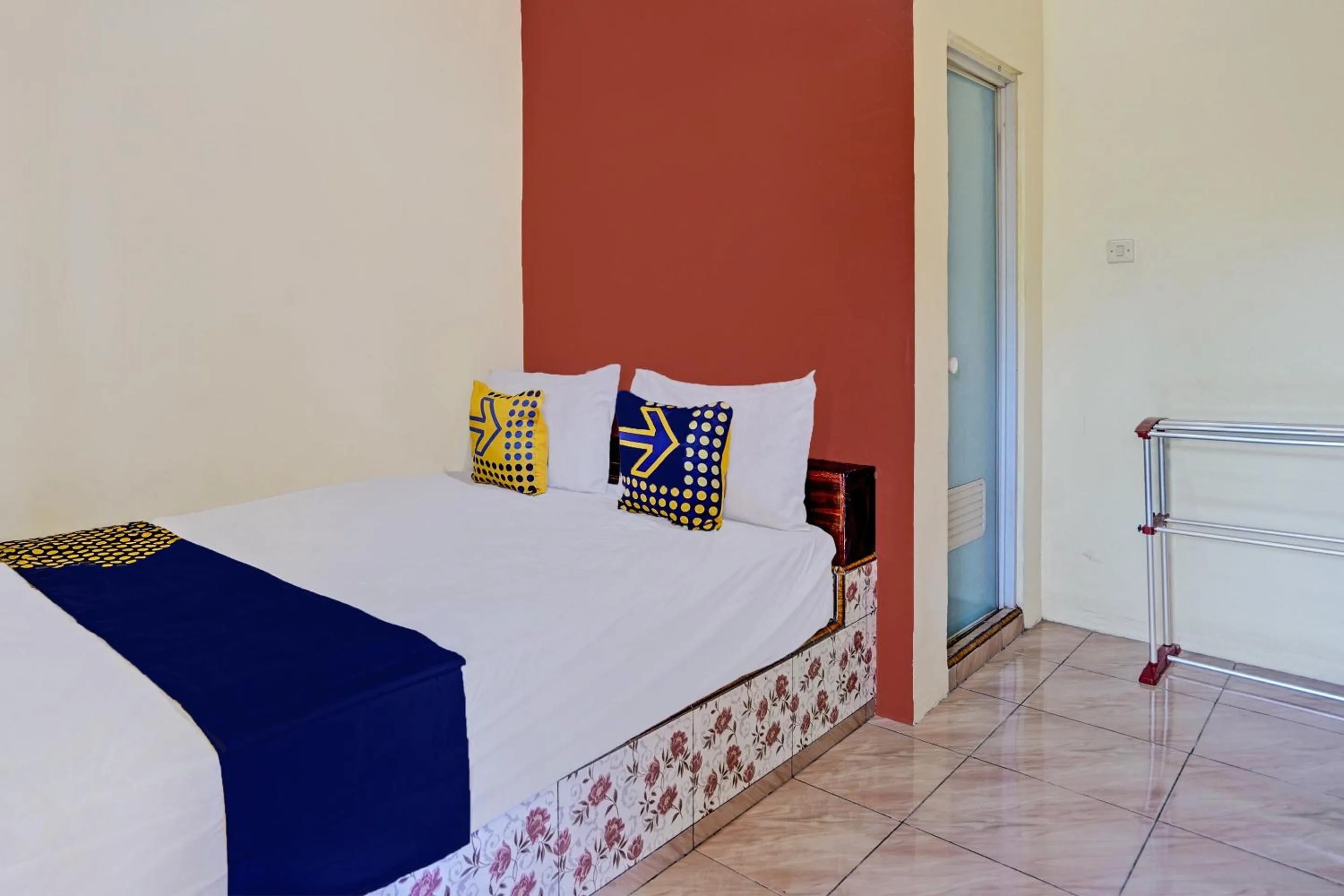 Bedroom in Hotel O Penginapan Kangean SyariahNearTaman Merdeka Kalianget