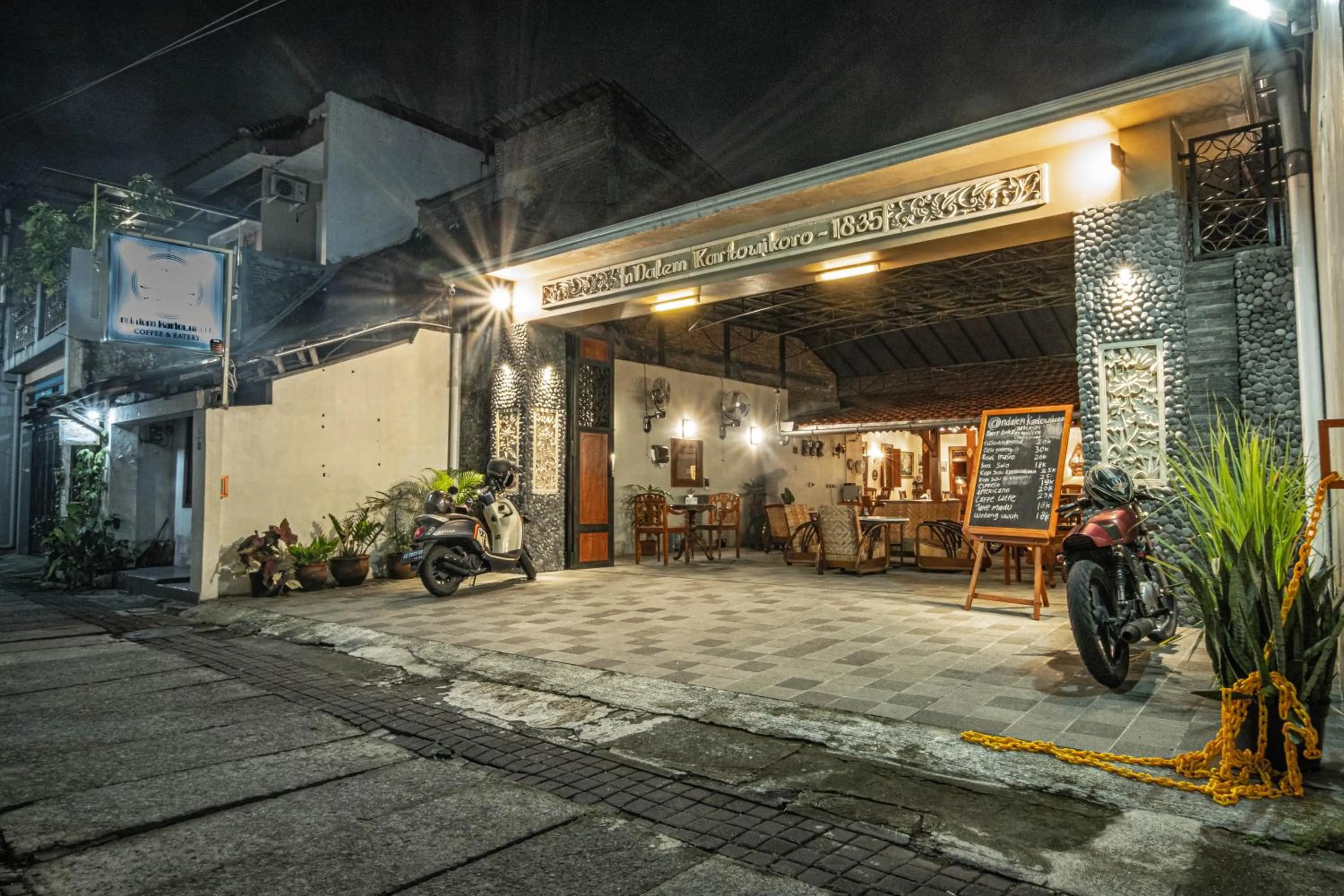 nDalem Kartowikoro 1835