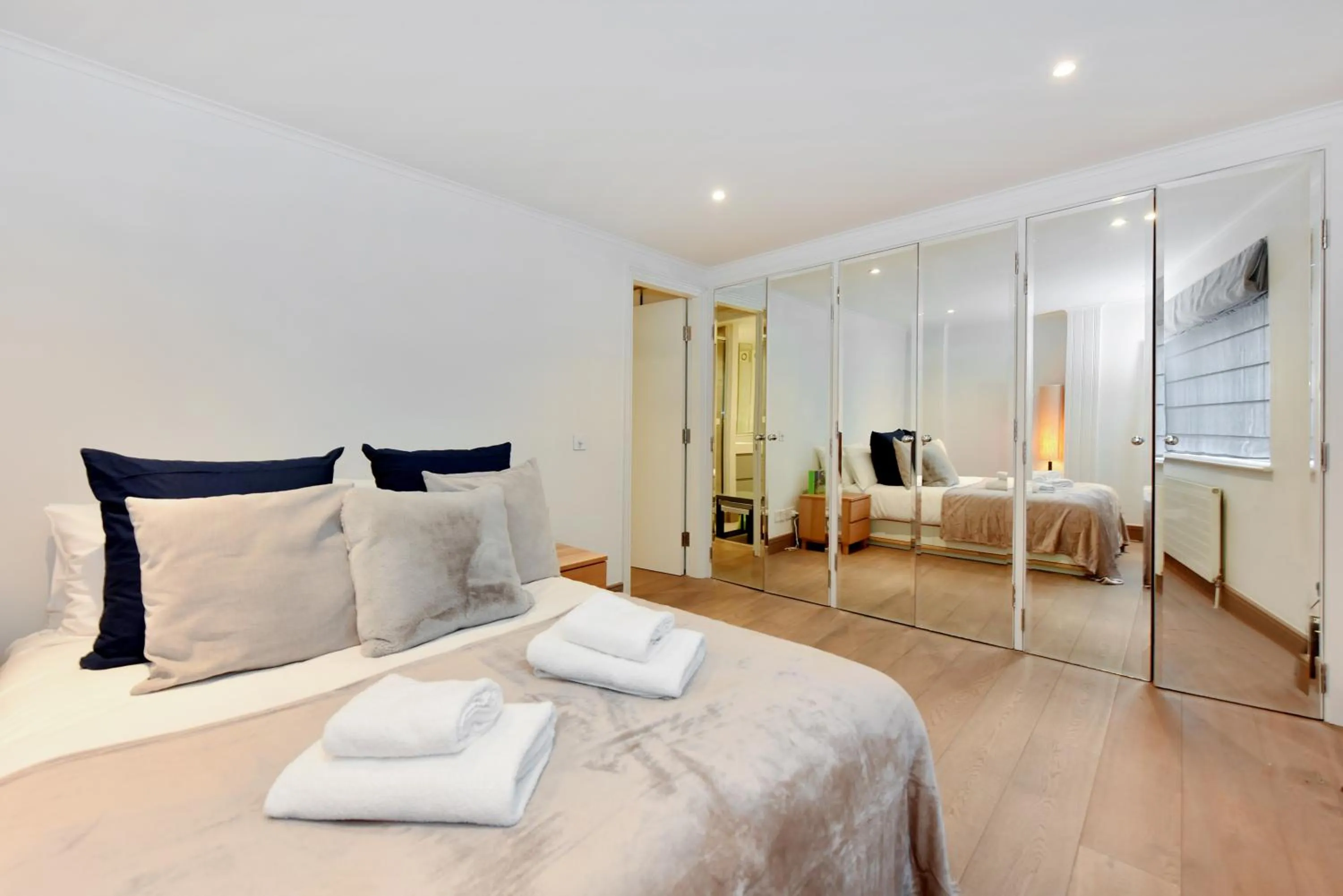 Bedroom, Bed in London Choice Apartments - Covent Garden - Leicester Square