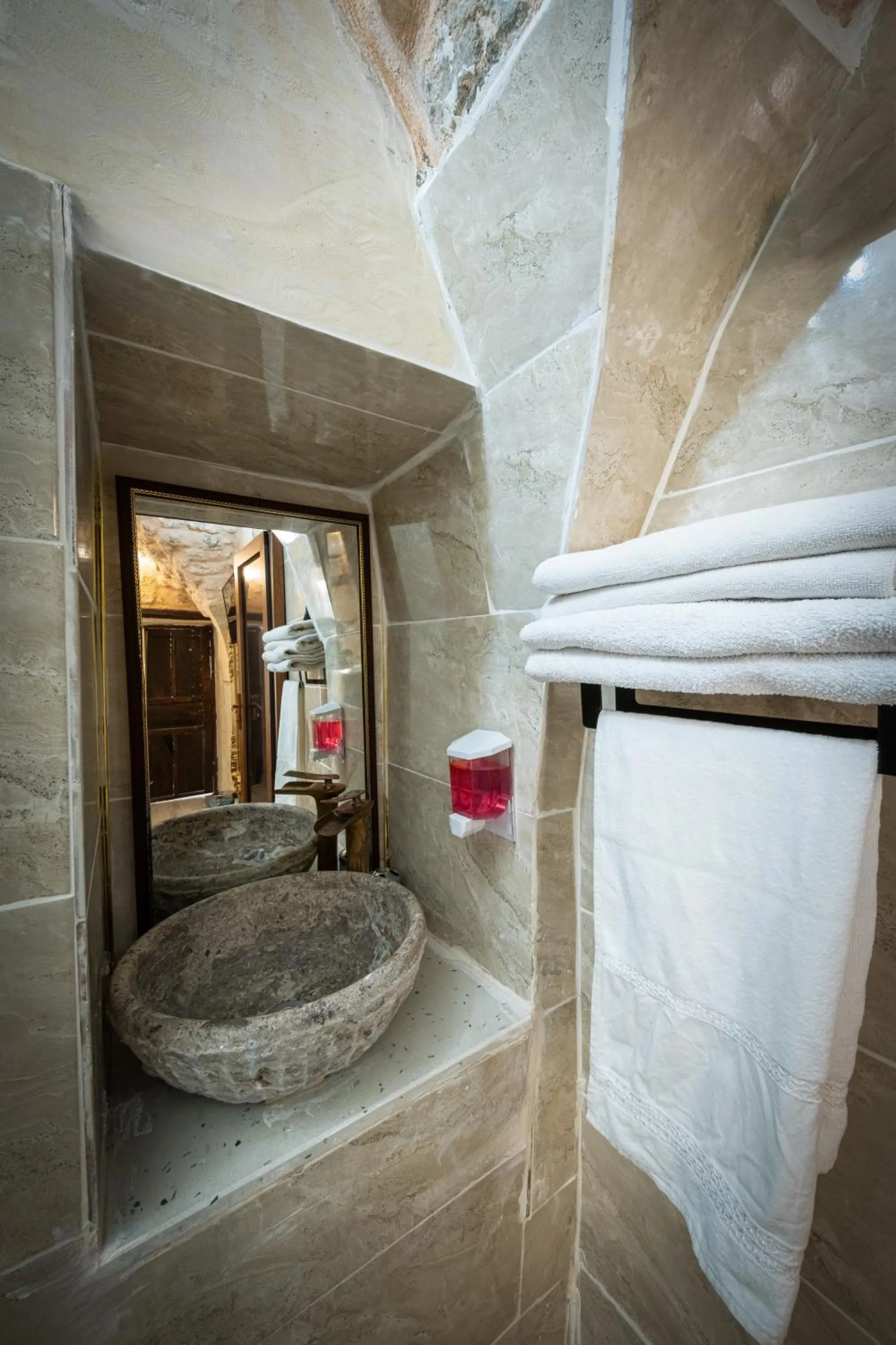 Toilet in KARAGÜL Hotel