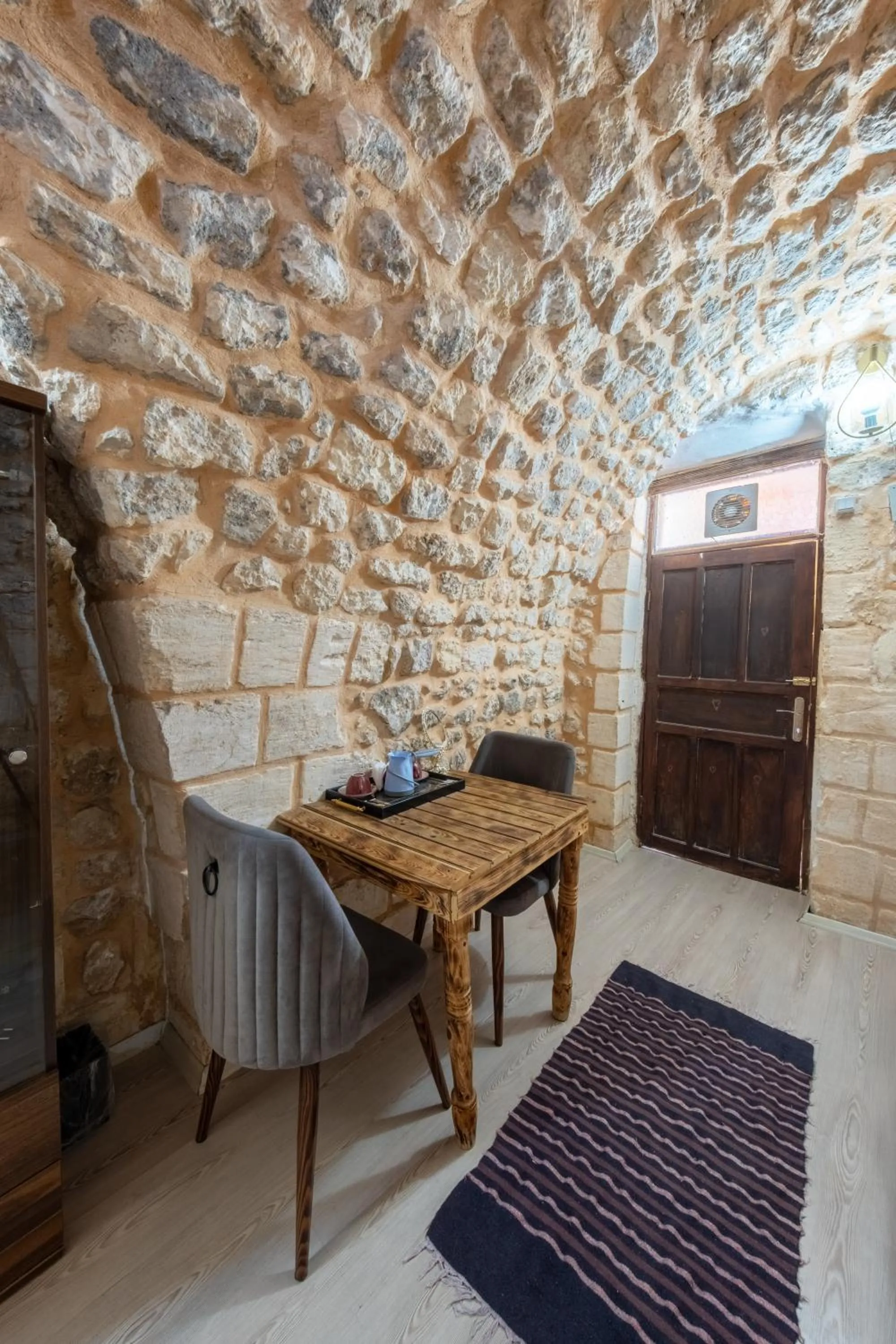 Seating area in KARAGÜL Hotel