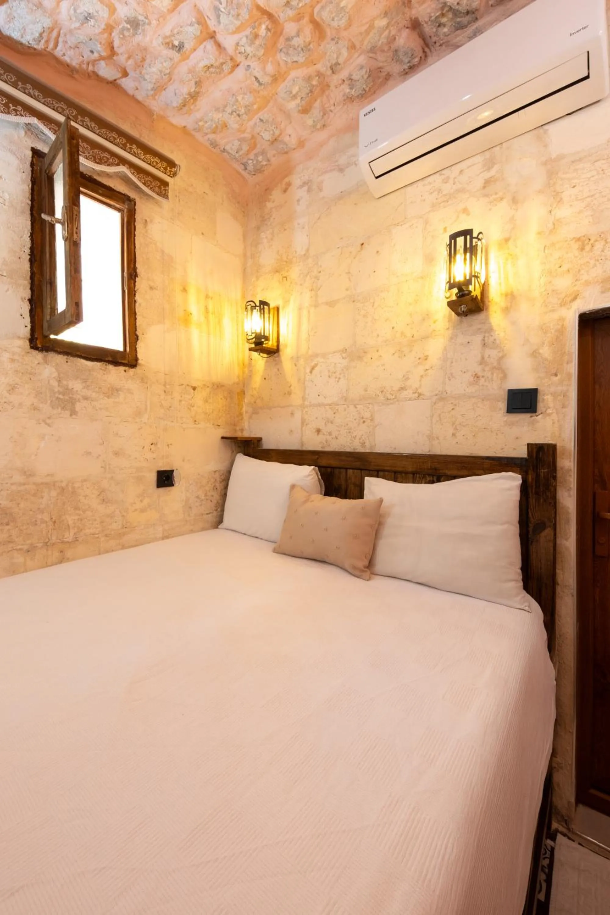 Bed in KARAGÜL Hotel