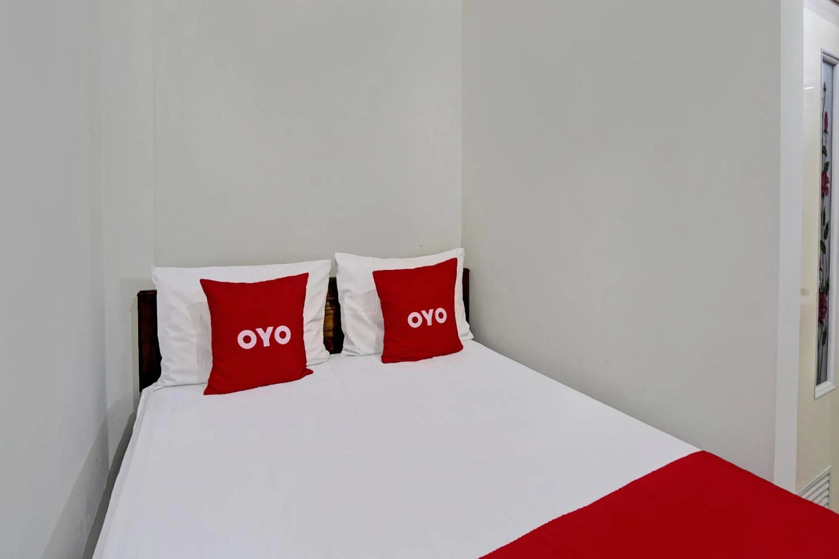 Bedroom, Bed in OYO 92541 Suny Kost Syariah