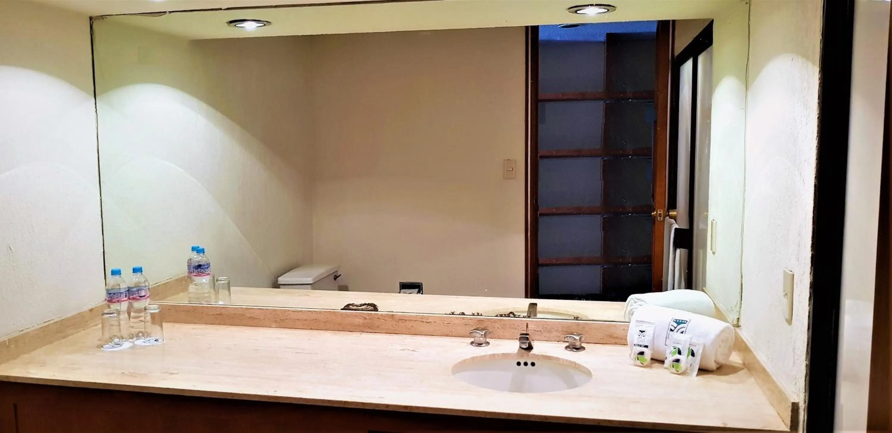 Bathroom in Hotel Finisterre