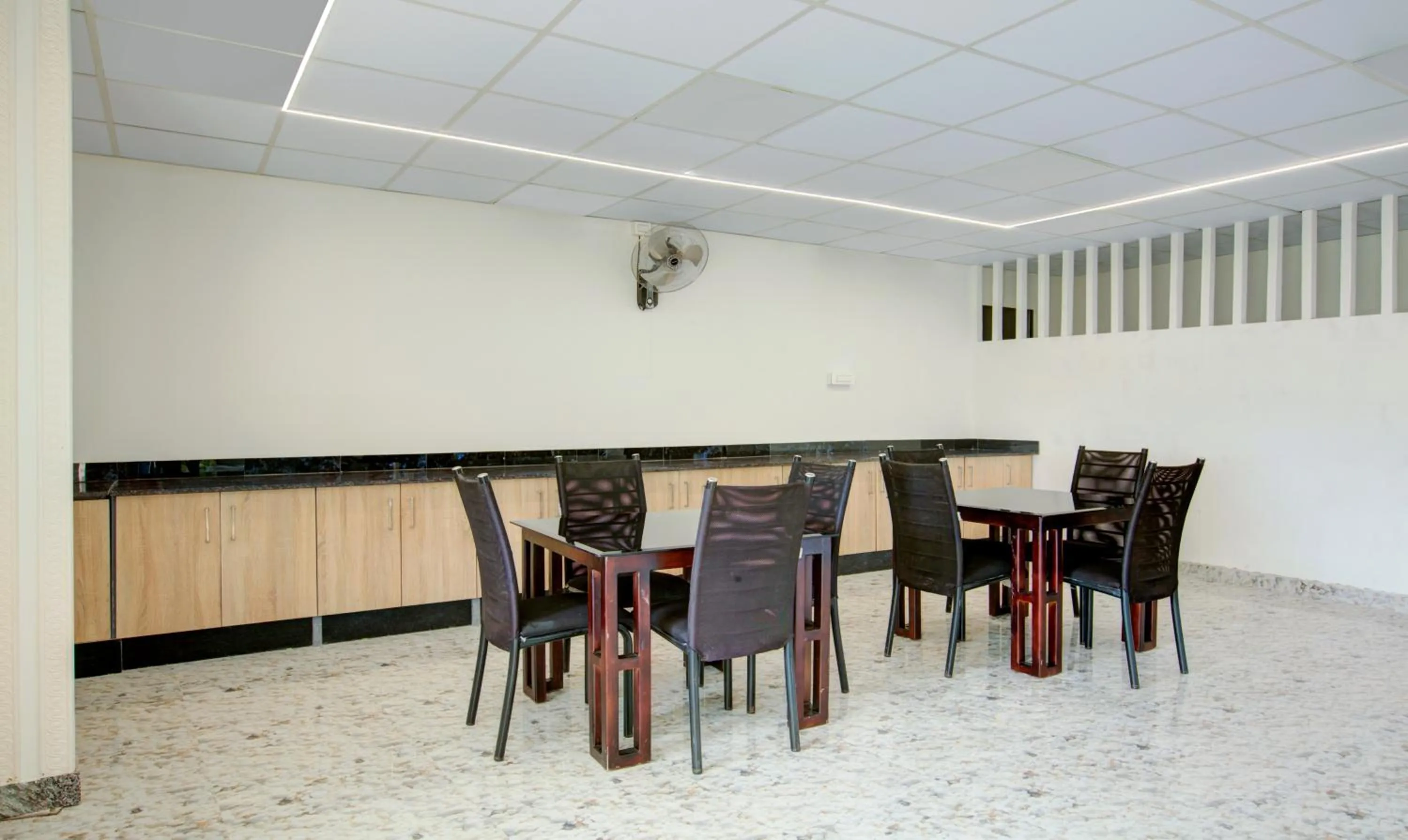 Dining area in Treebo Love Shore Residency, Near Lakeshore Hospital