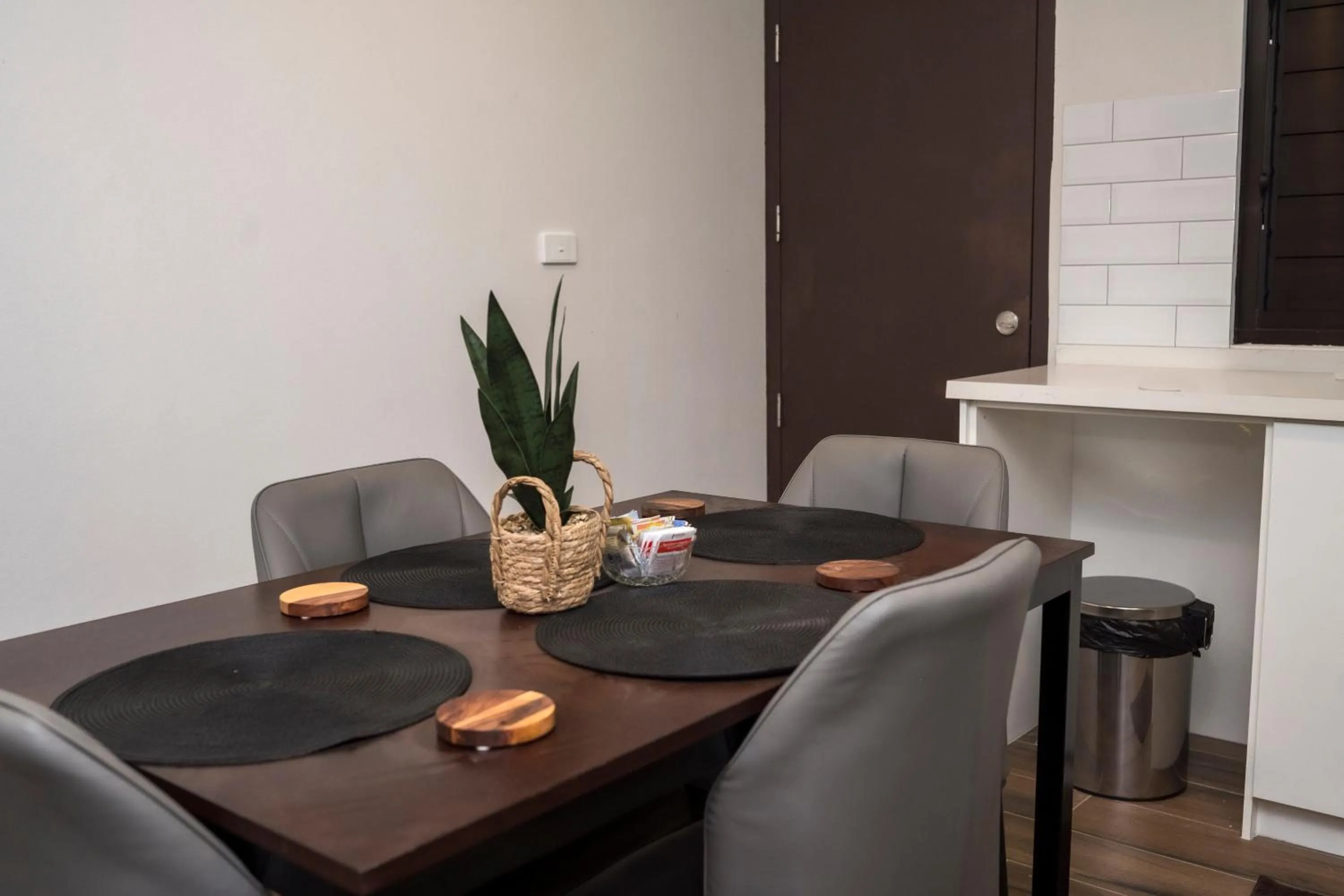 Dining area in Garden Apartments