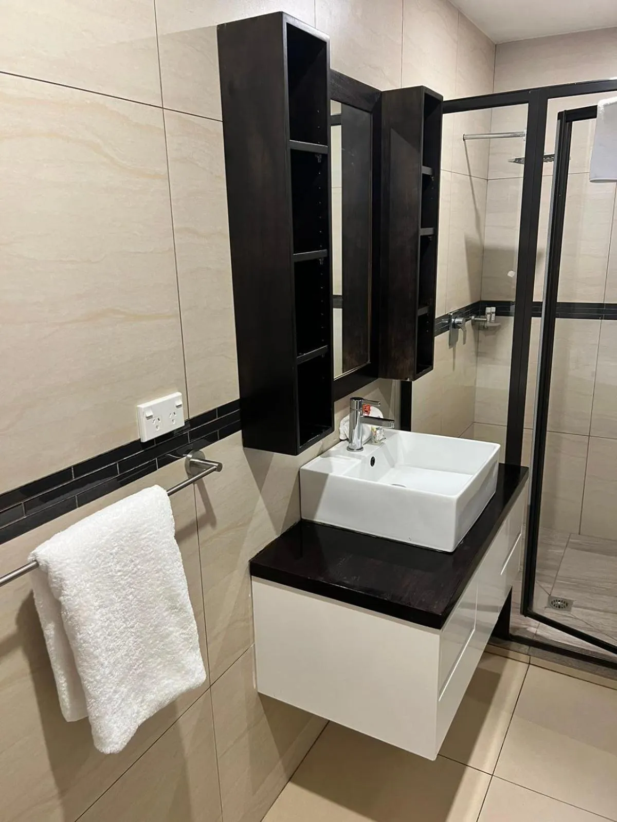 Shower in Garden Apartments