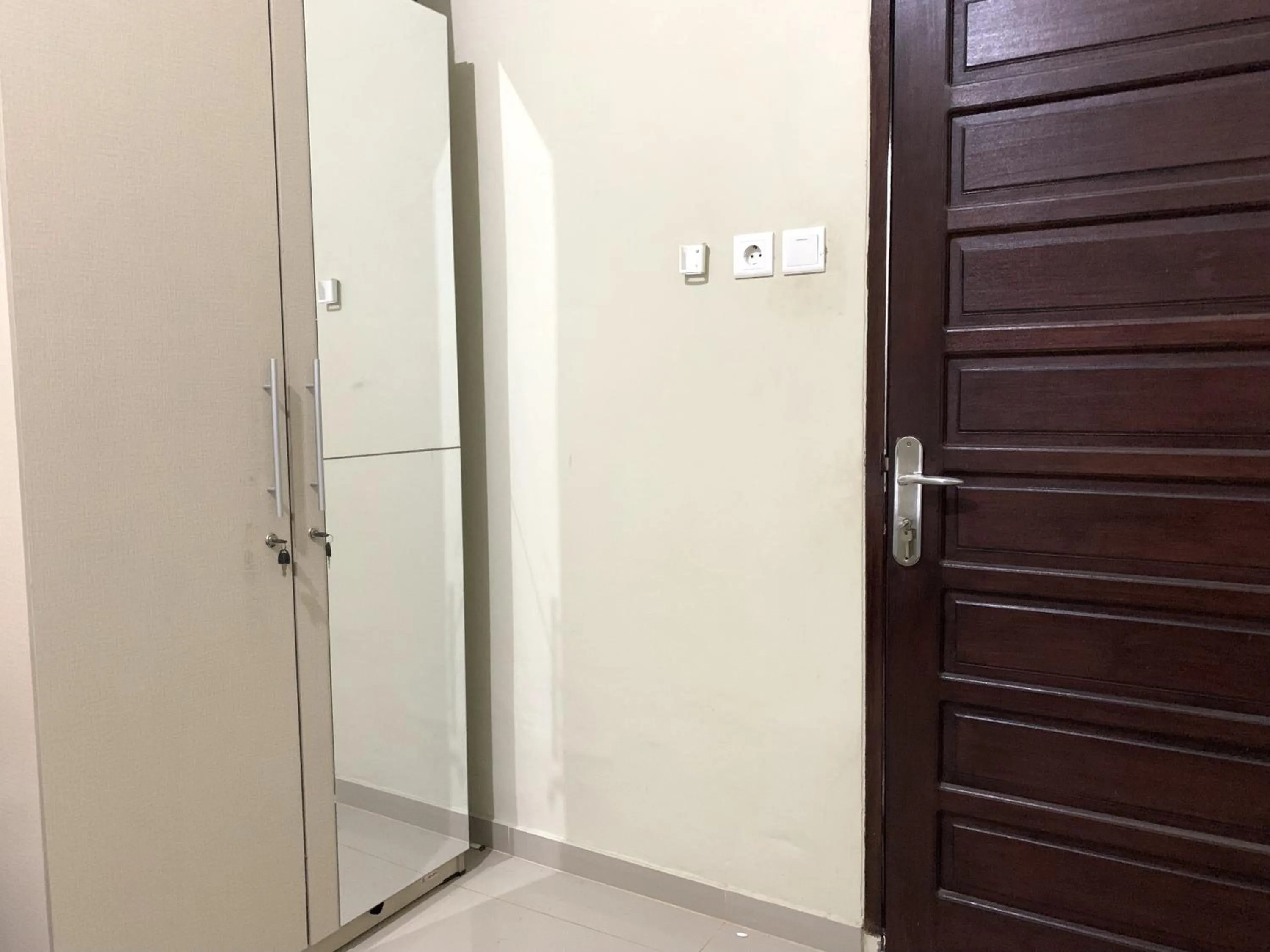 Bedroom in SPOT ON 92544 Senja Homestay