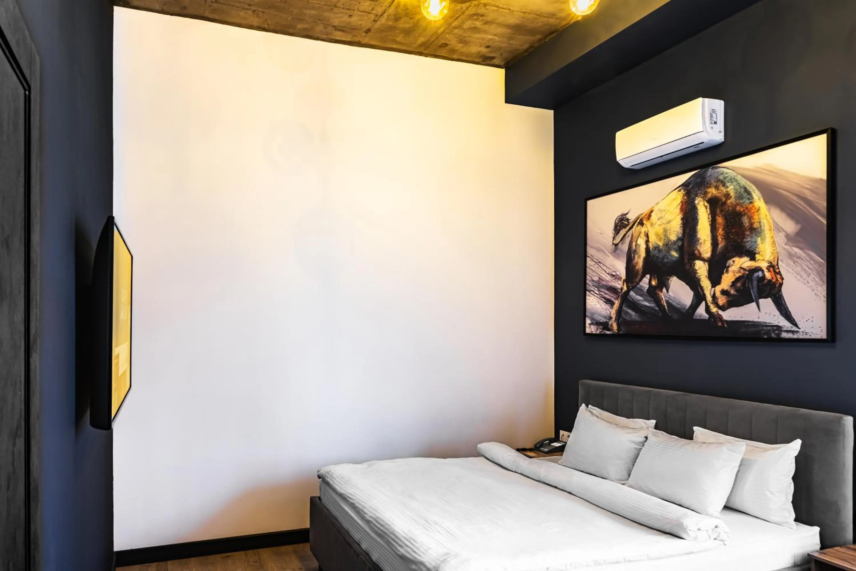 Bed in Apart Hotel LOFT