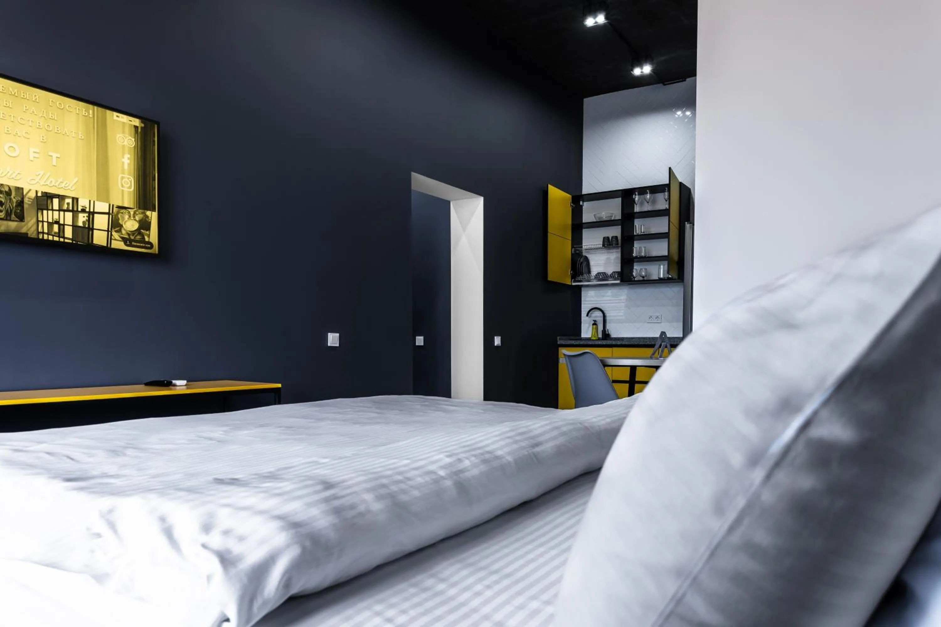 Bed in Apart Hotel LOFT