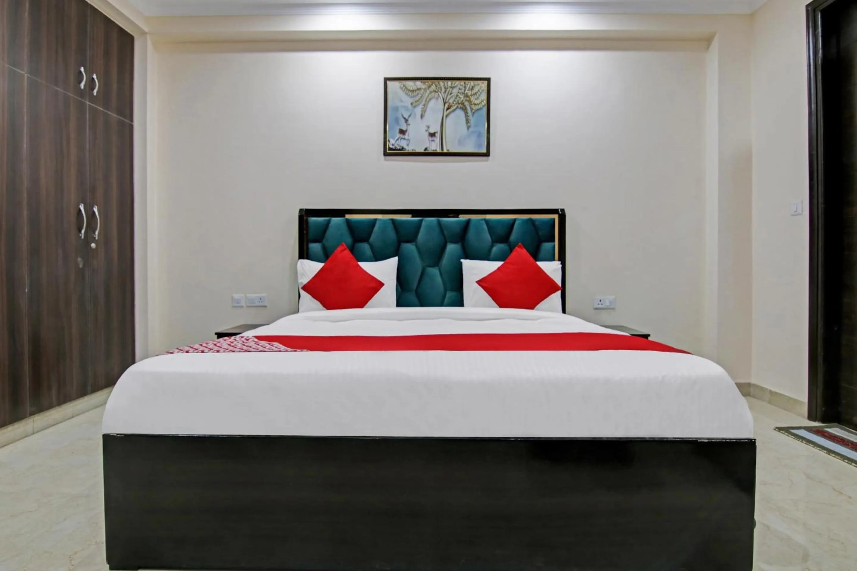 Bedroom, Bed in Hotel O Pristine