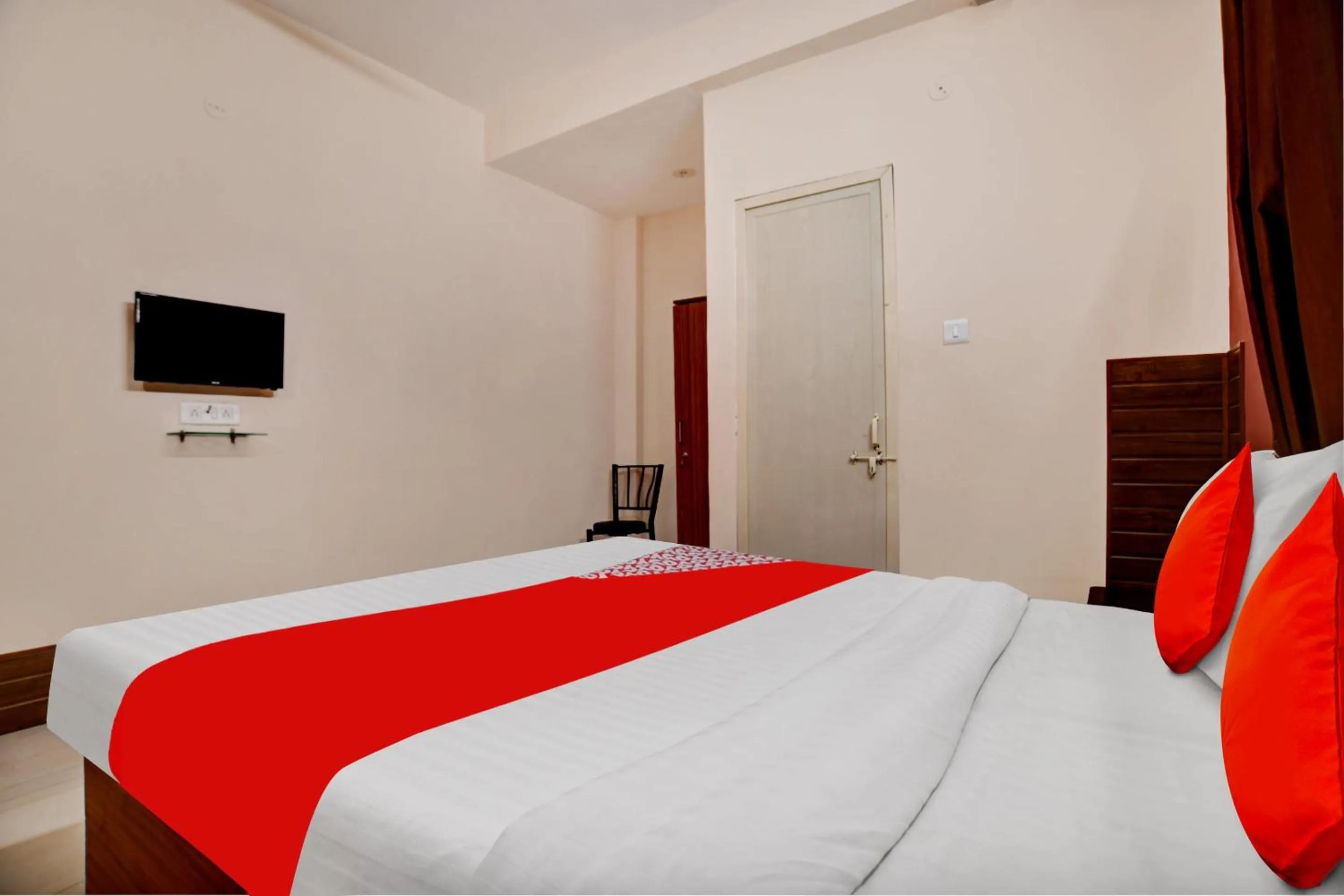 Bedroom, Bed in Hotel O Sudipti Resort