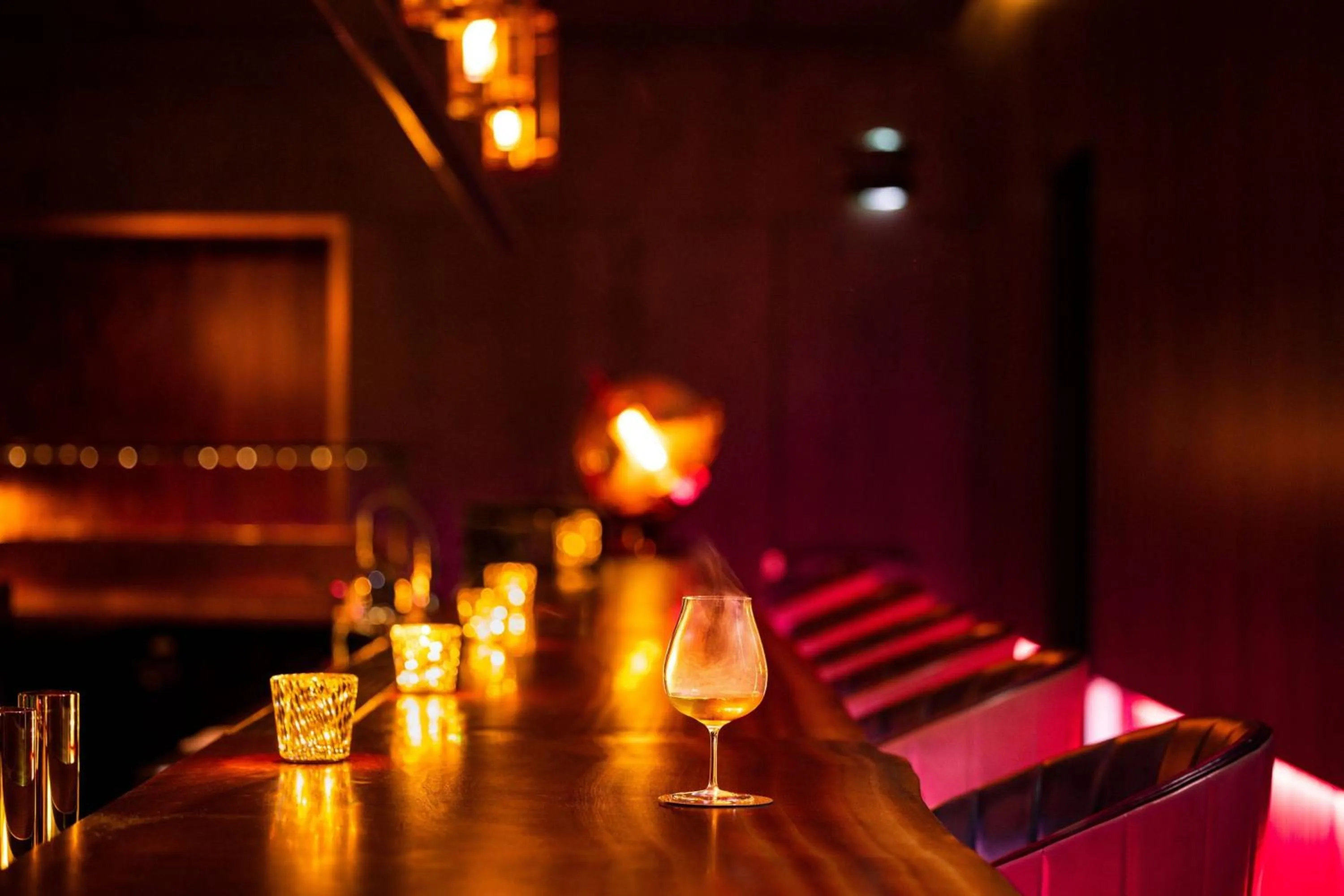 Lounge or bar in The Ritz-Carlton Fukuoka