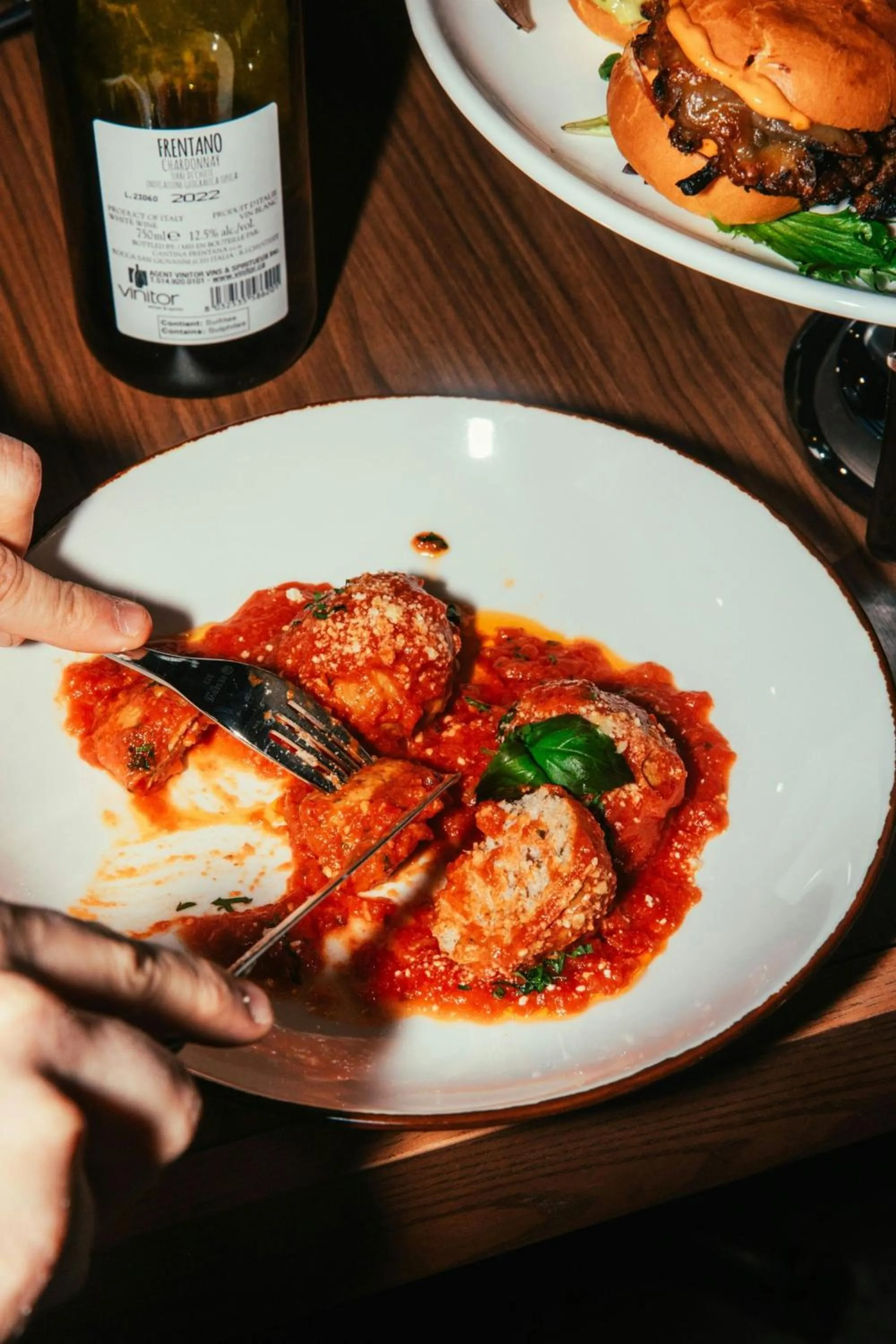 Restaurant/places to eat in Courtyard by Marriott Montreal Laval