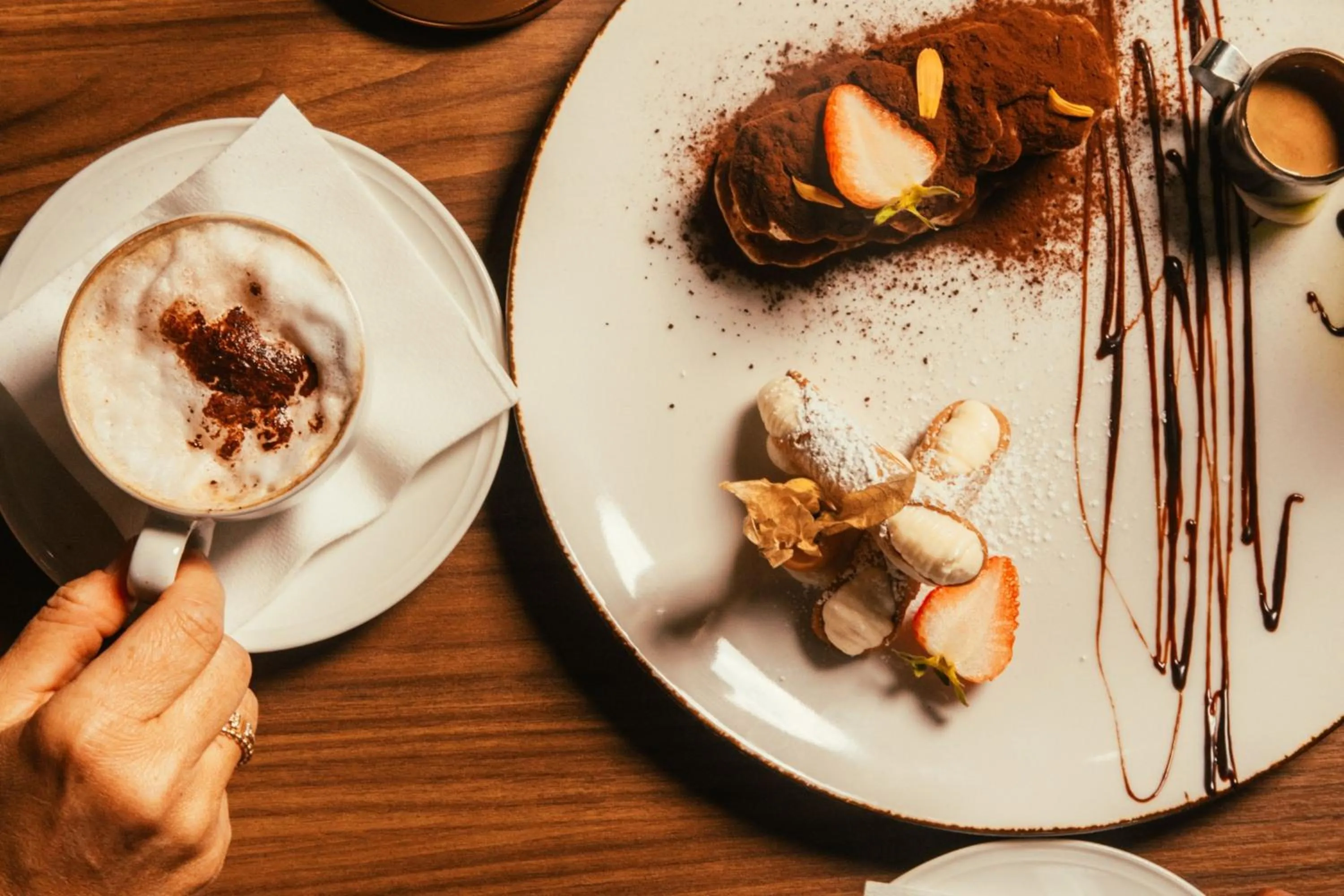 Restaurant/places to eat in Courtyard by Marriott Montreal Laval