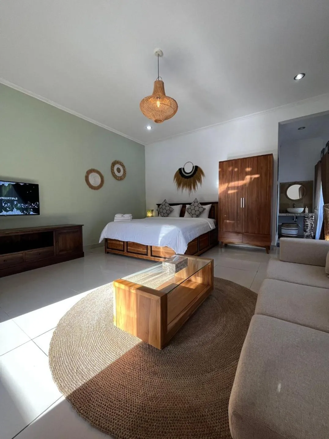 Seating area, Bed in Glam Canggu