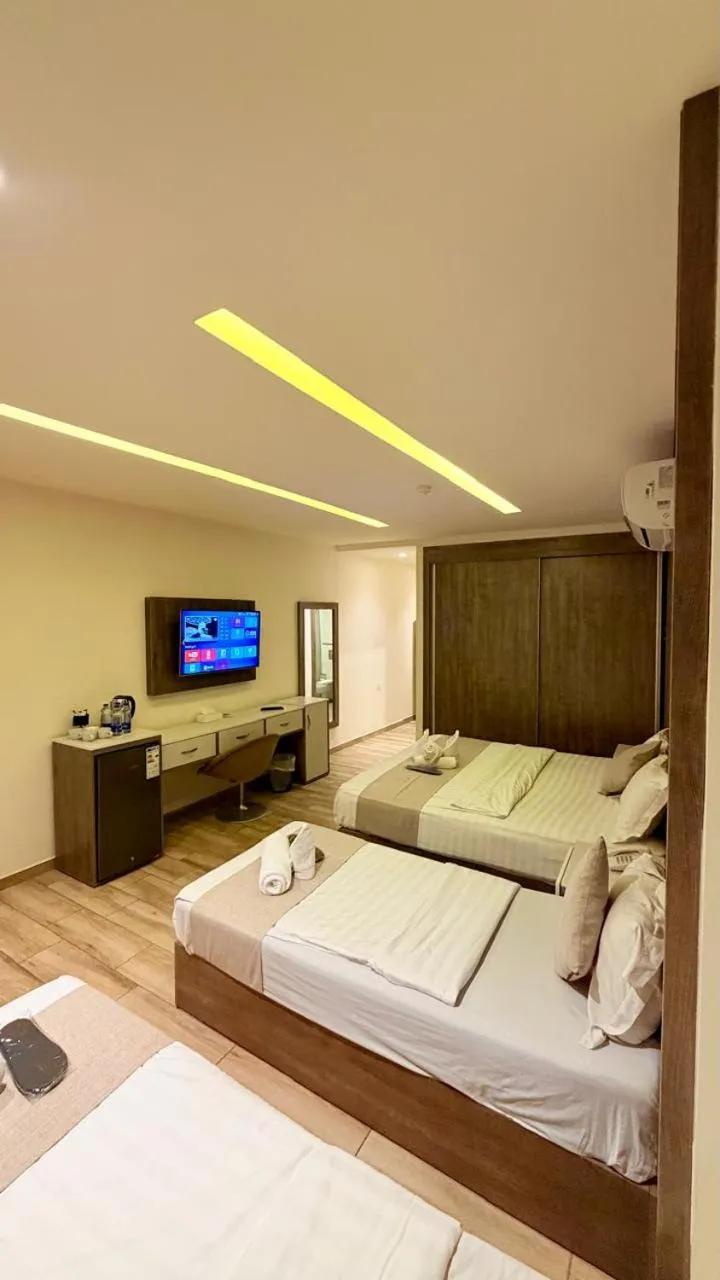 Photo of the whole room, Bed in Sky Hotel