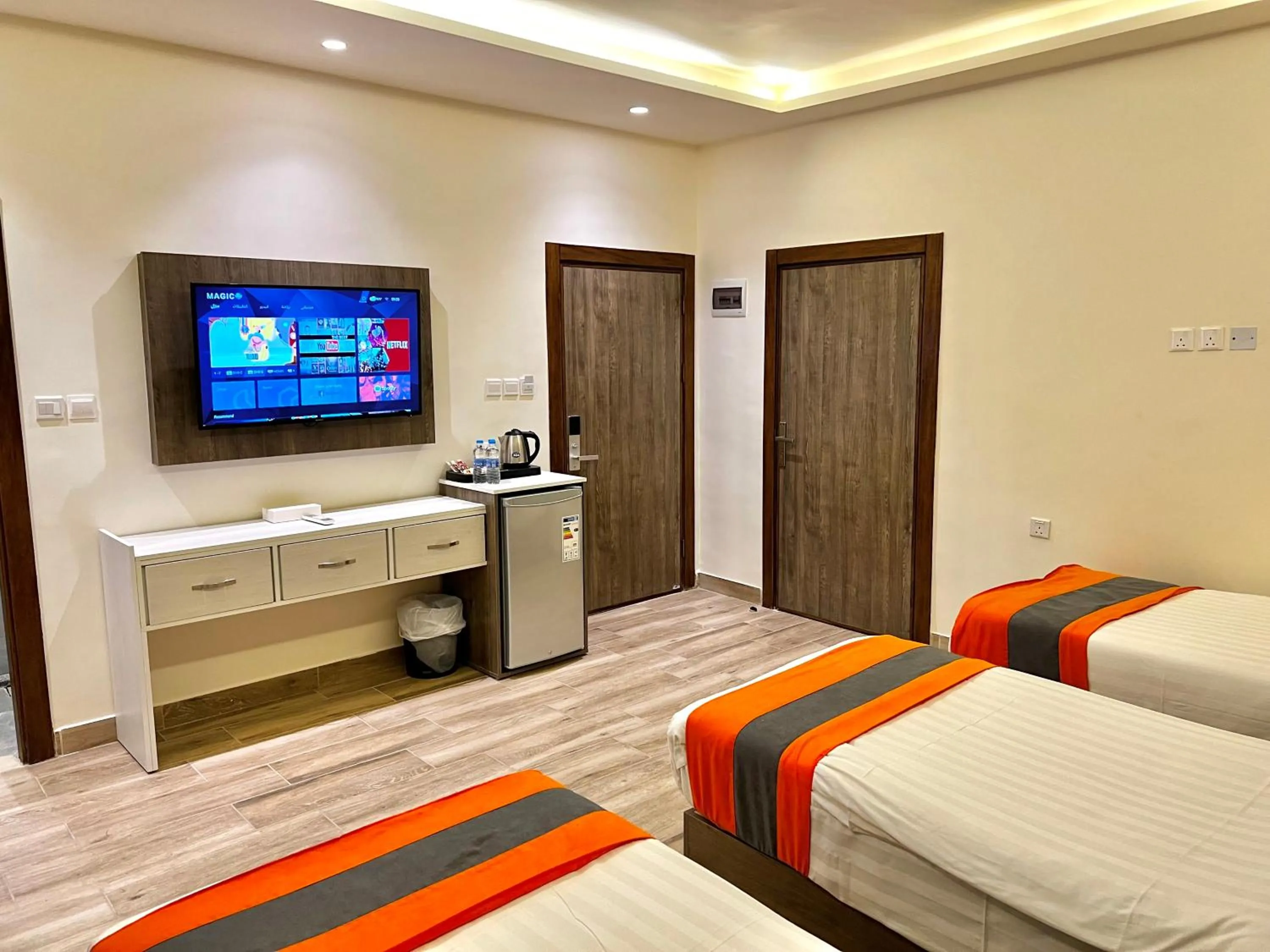 Photo of the whole room, Bed in Sky Hotel