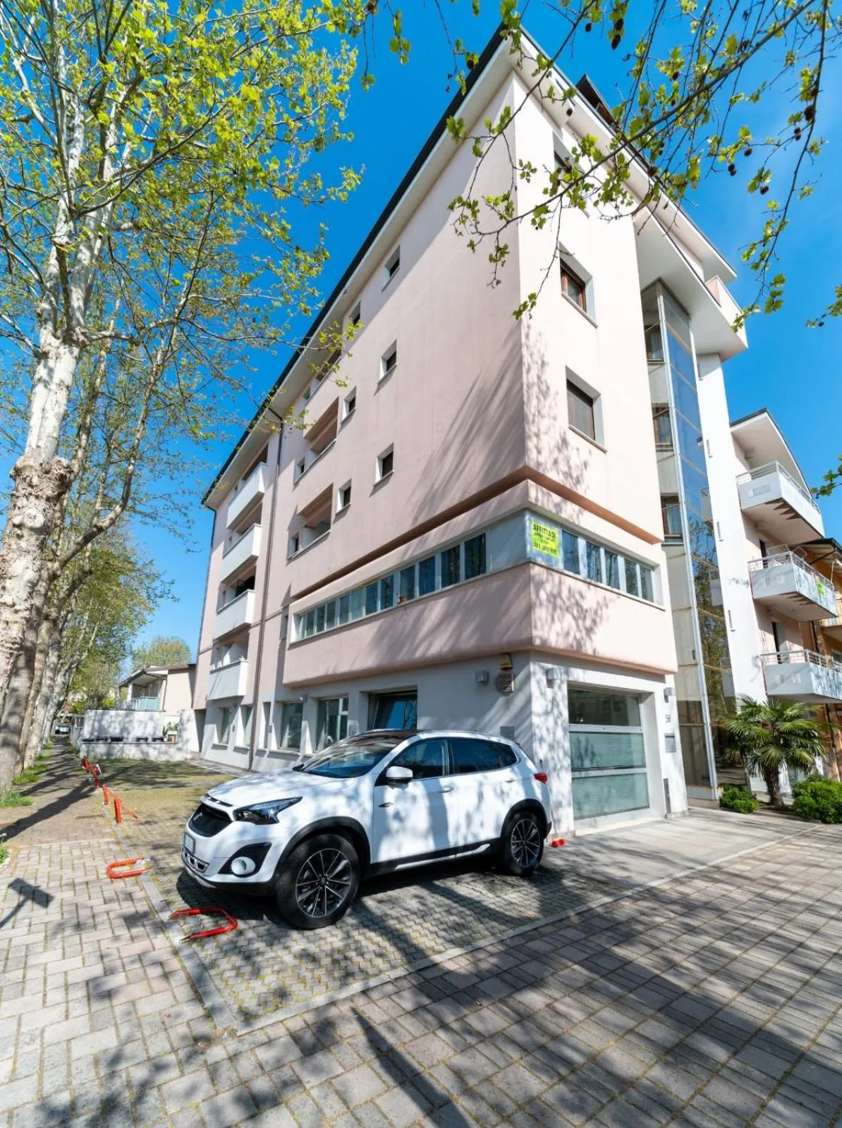 Property building in Residence Alessandra