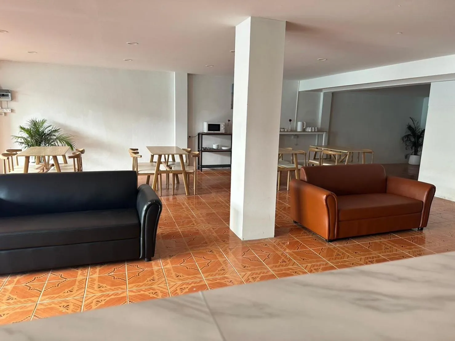 Kitchen or kitchenette in MONTANA Hotel & Hostel Phuket