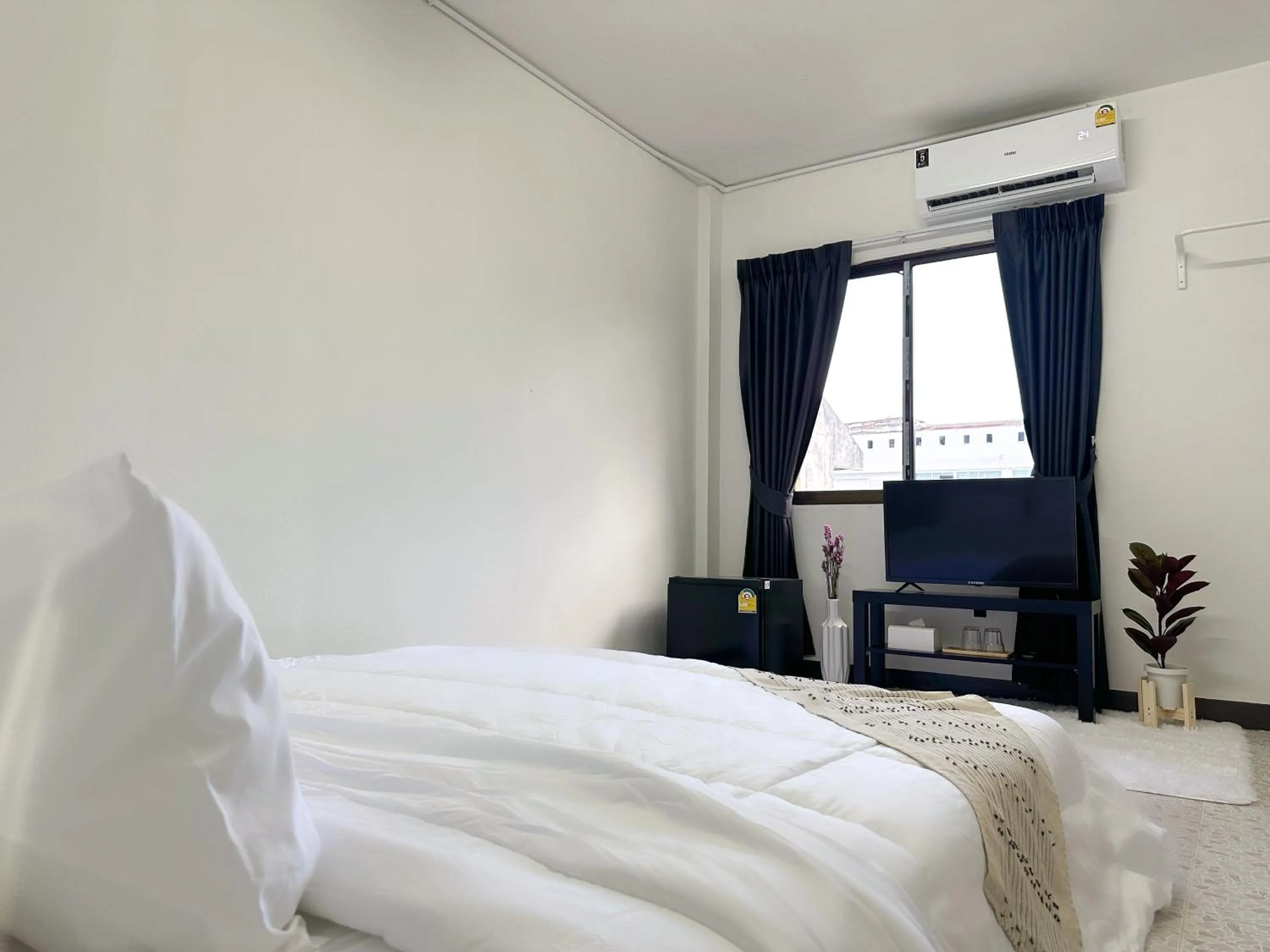 Bed in MONTANA Hotel & Hostel Phuket