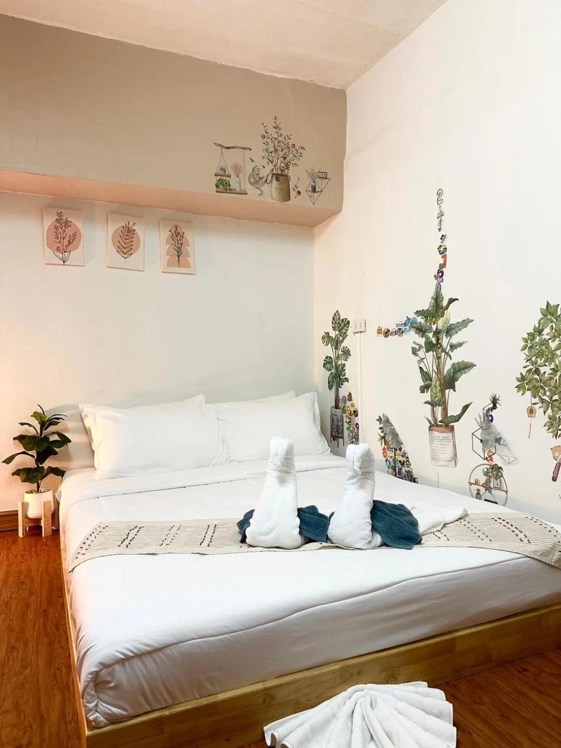 Bed in MONTANA Hotel & Hostel Phuket