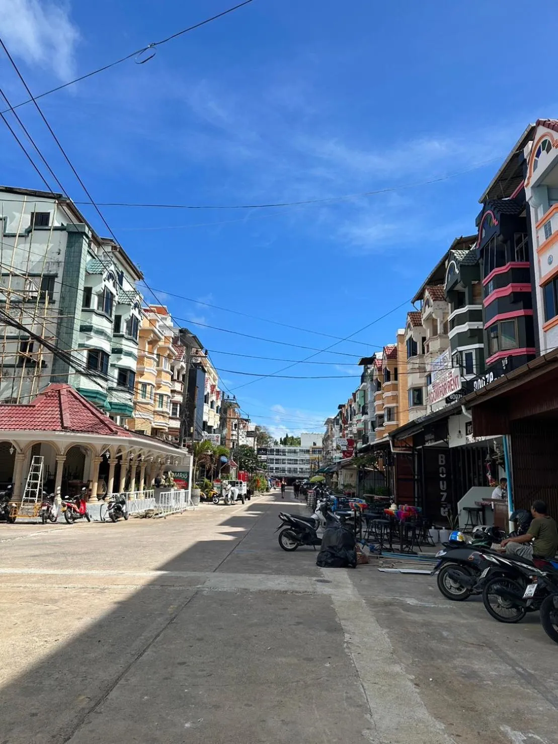 Area and facilities in MONTANA Hotel & Hostel Phuket