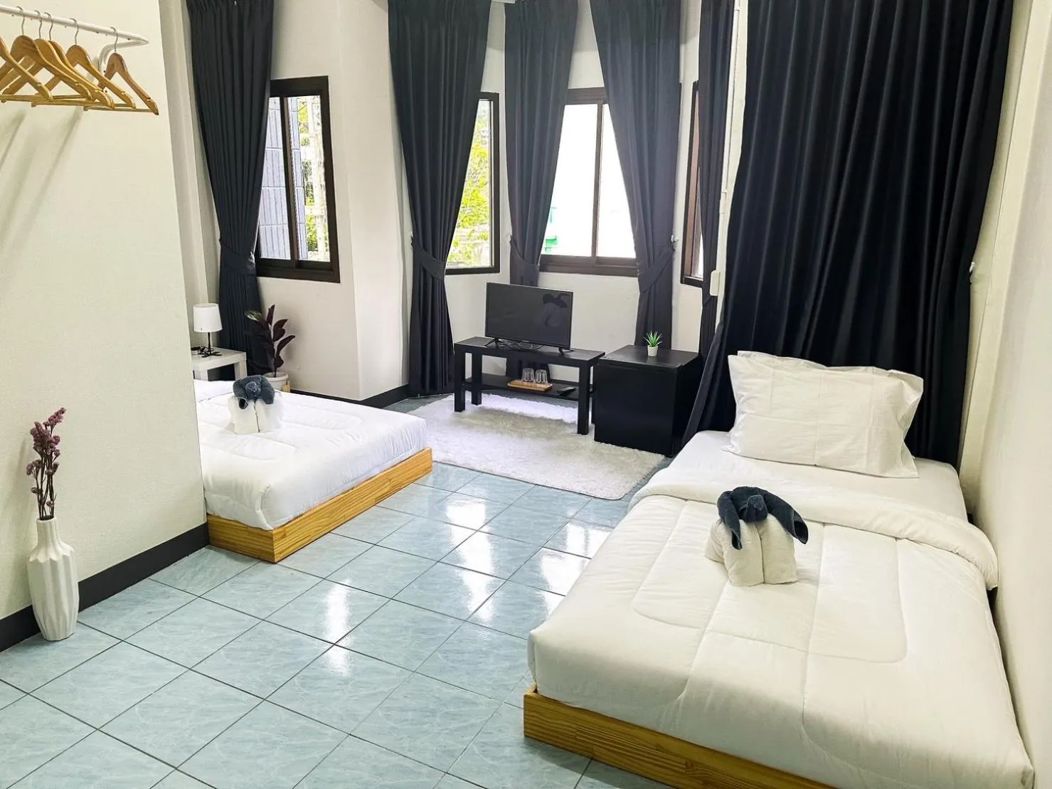 Bed in MONTANA Hotel & Hostel Phuket