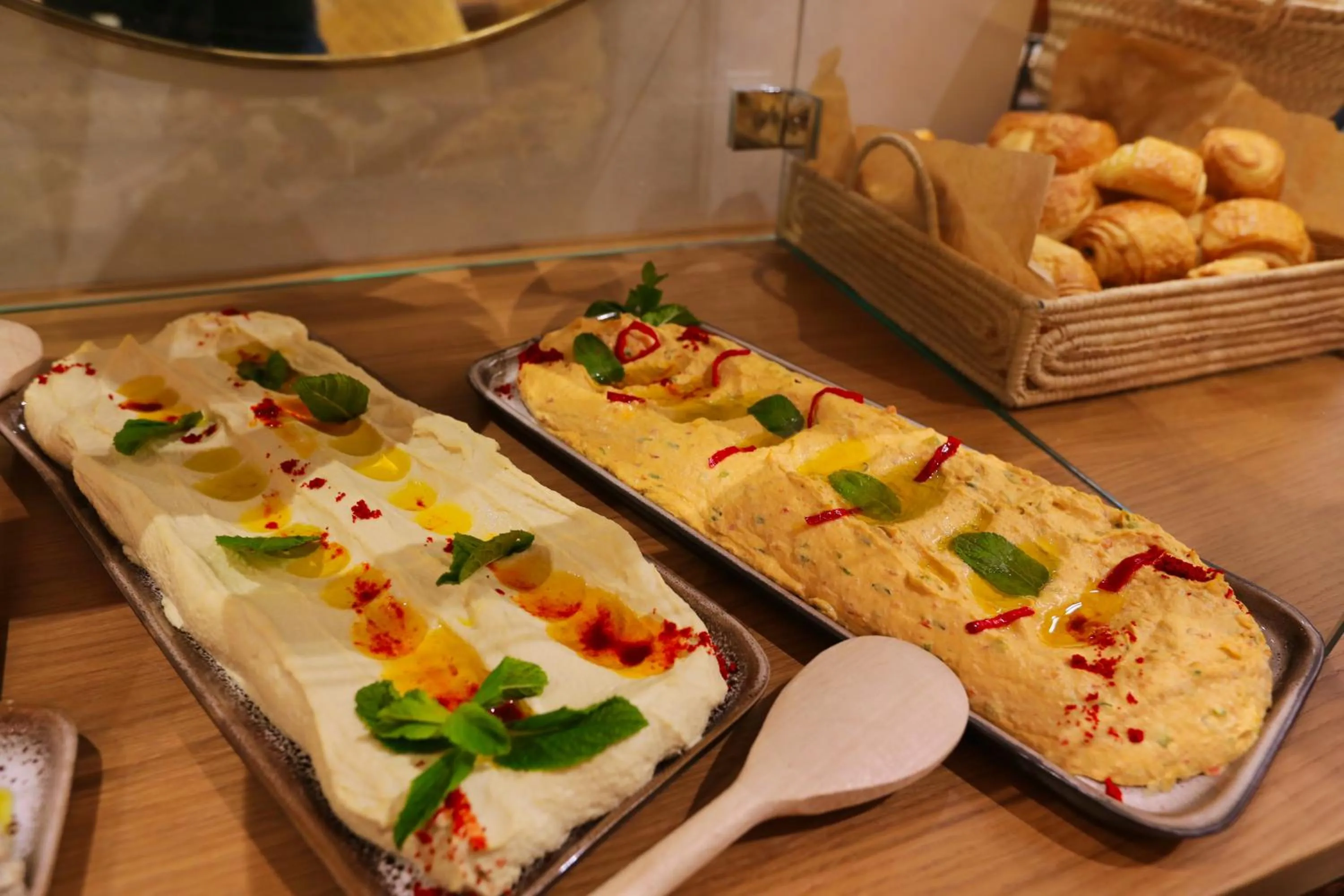 Food and drinks in Ari Boutique Hôtel - Adult Only