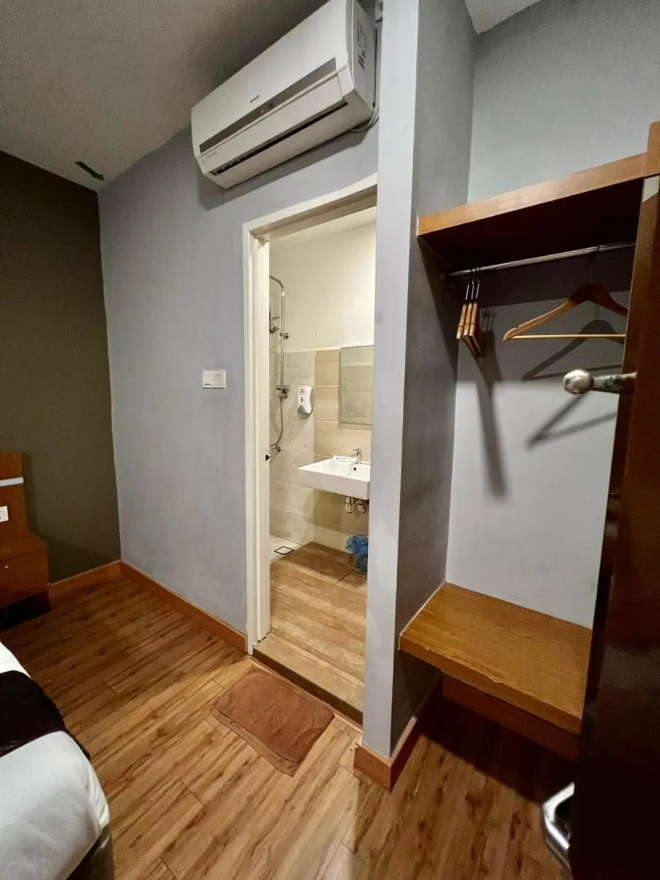 Bed in Hotel Ariana 5 minutes Bukit Indah 15 minutes Legoland 20 minutes Utm