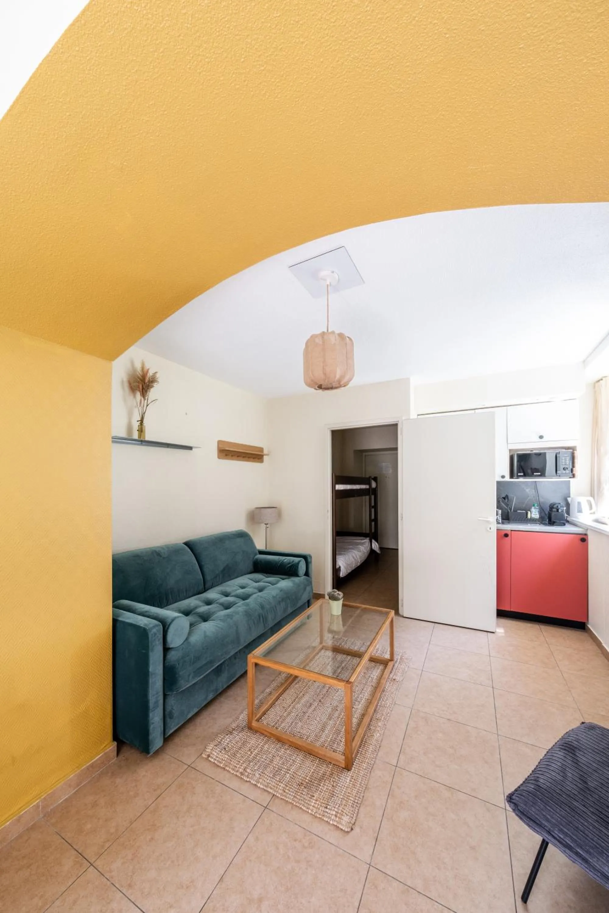 Bed in Résidence Château d'Acotz - Appartements avec piscine à 300m des Plages & Océan