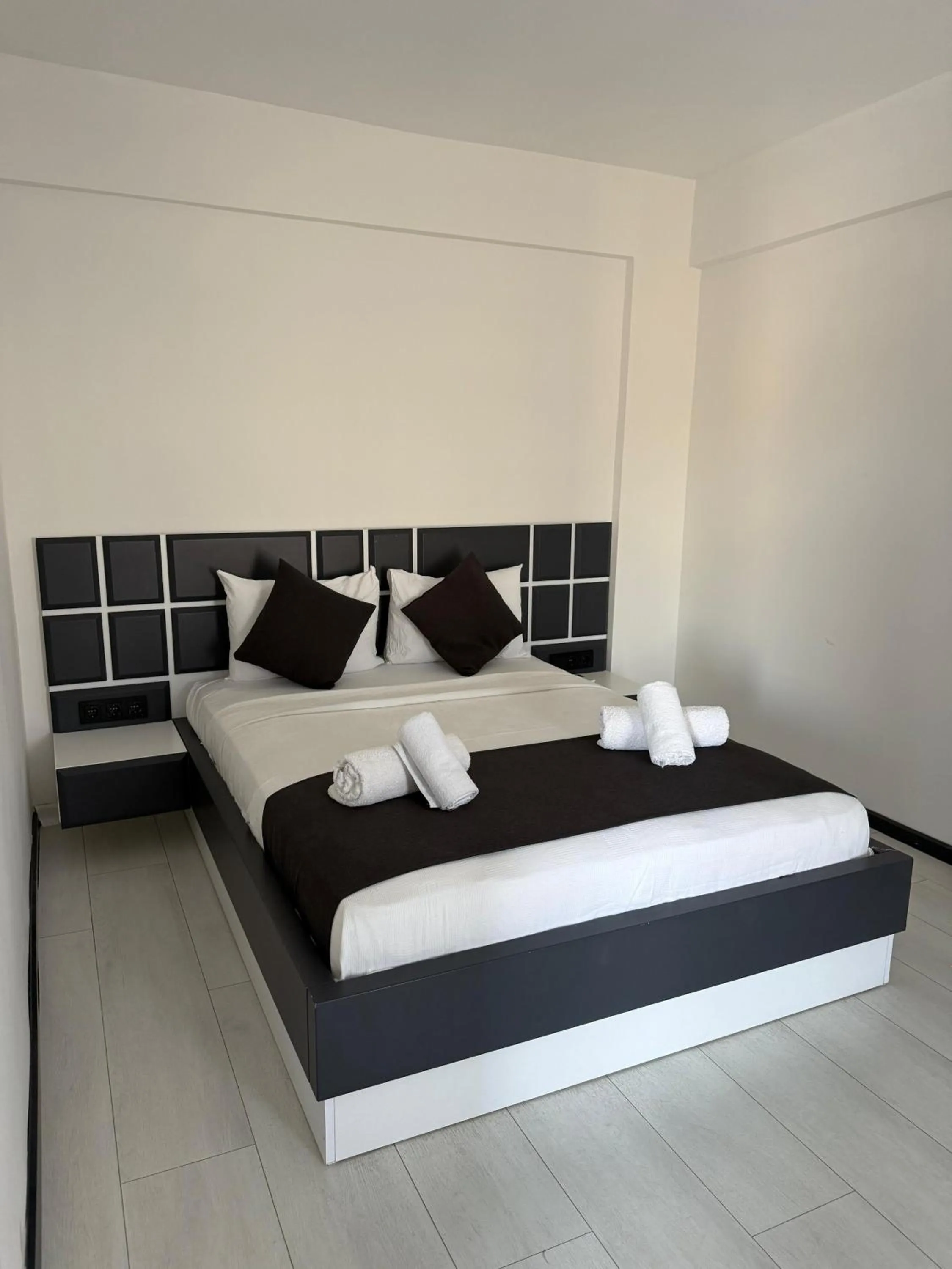 Bed in WB Weekend Otel