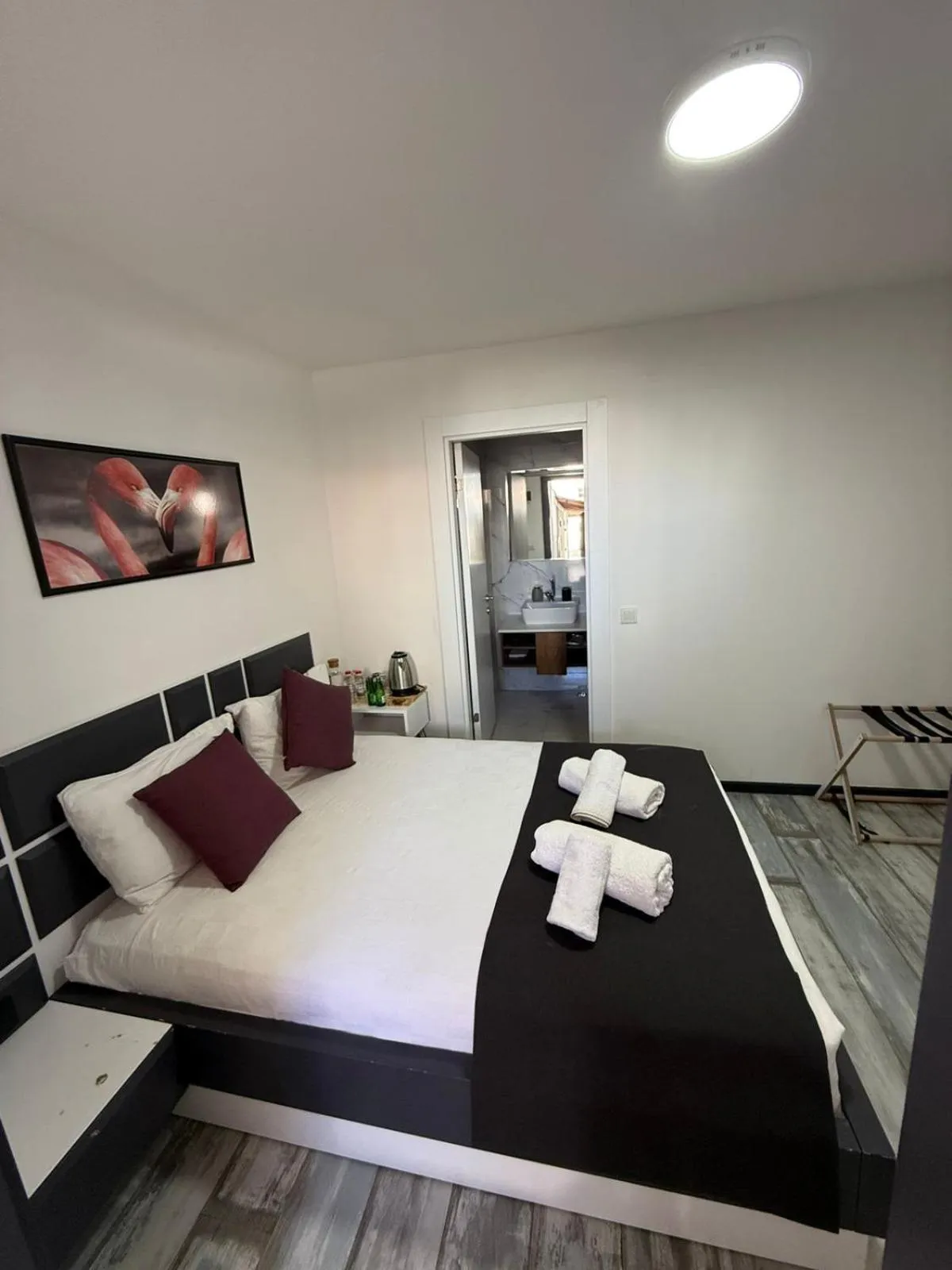 Bed in WB Weekend Otel