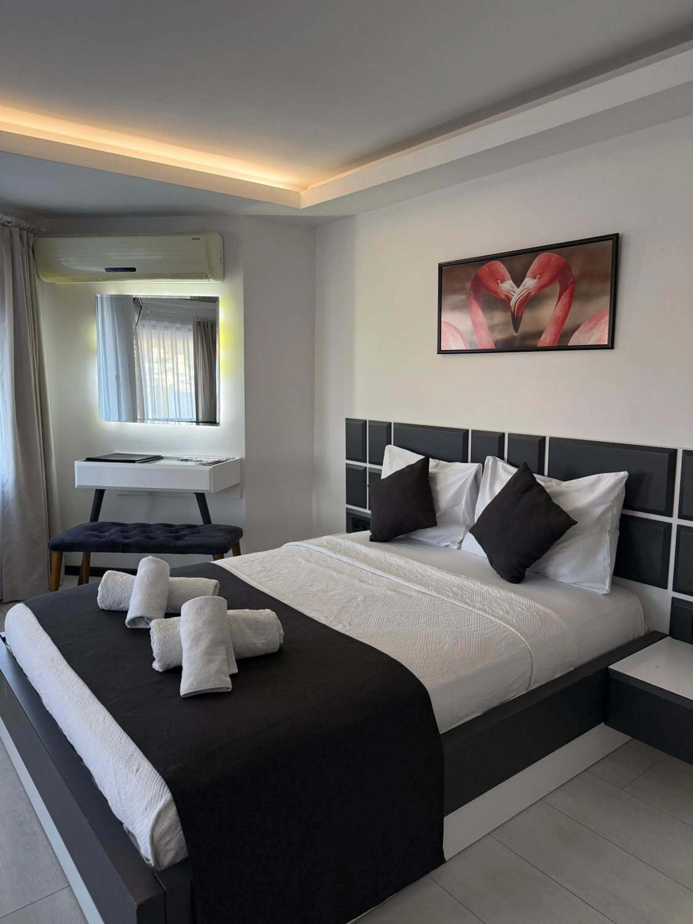 Bed in WB Weekend Otel