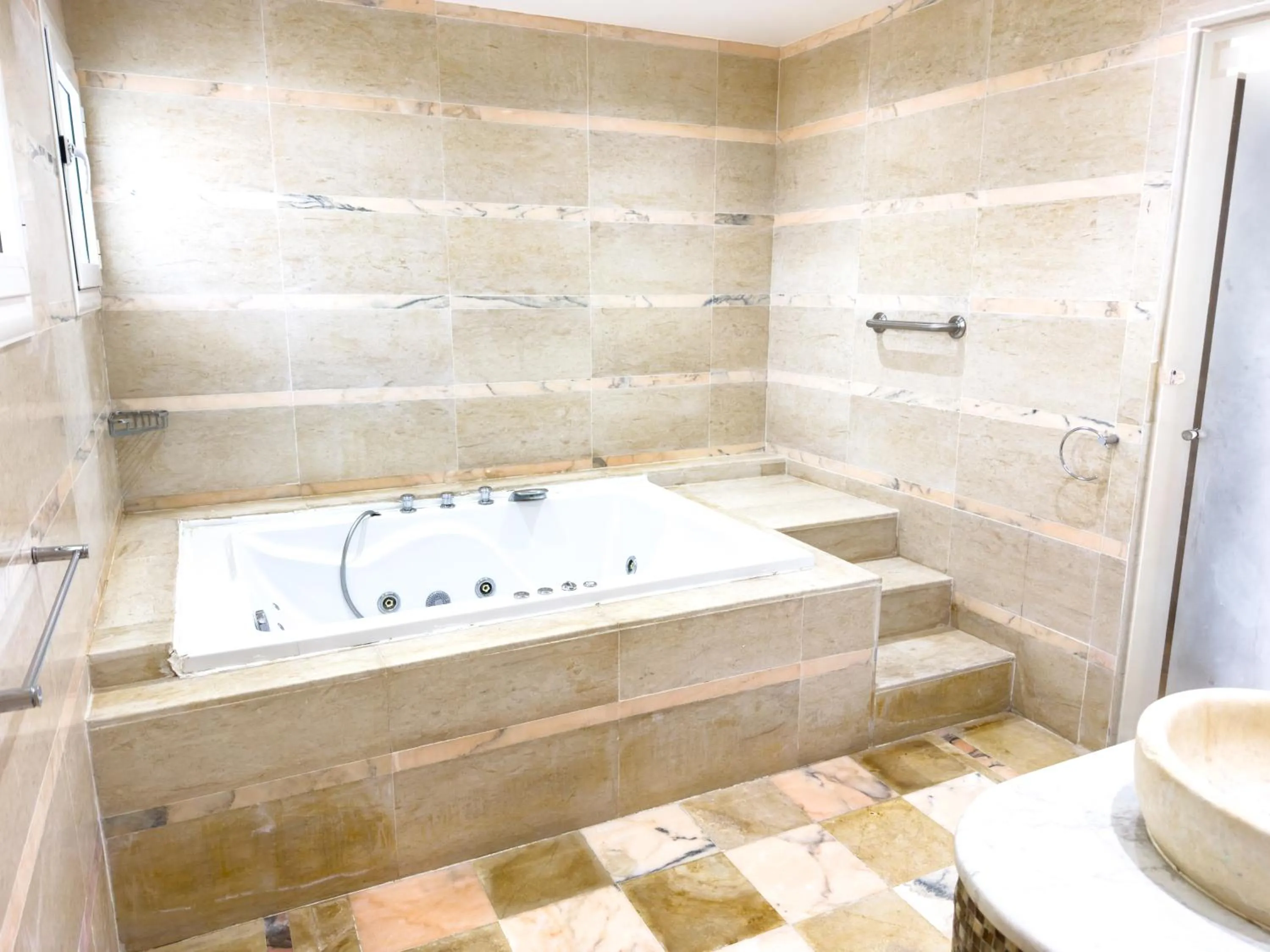 Bathroom in Le Patio de Mezraya