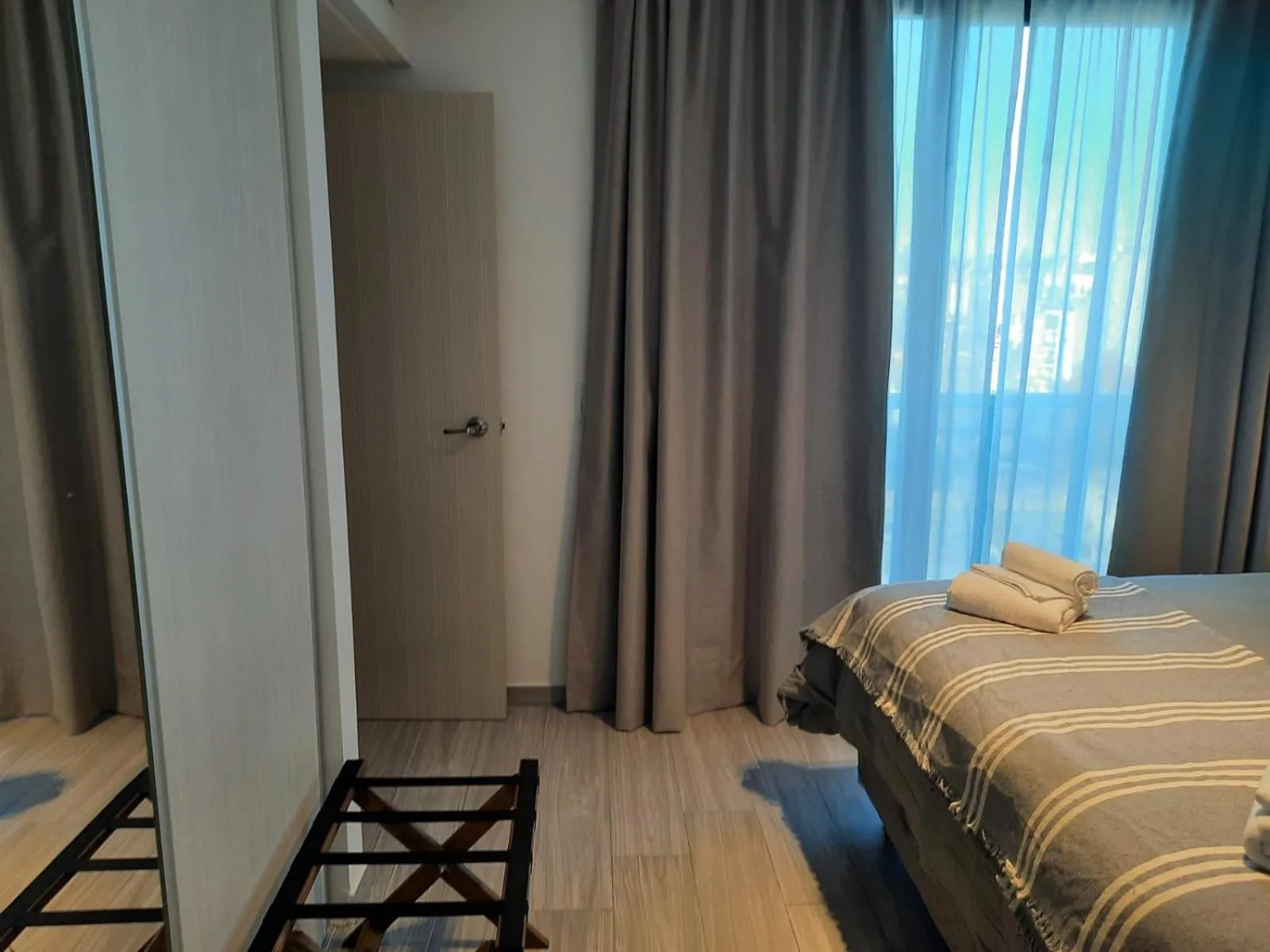 Bedroom, Bed in In House BA - Le coq