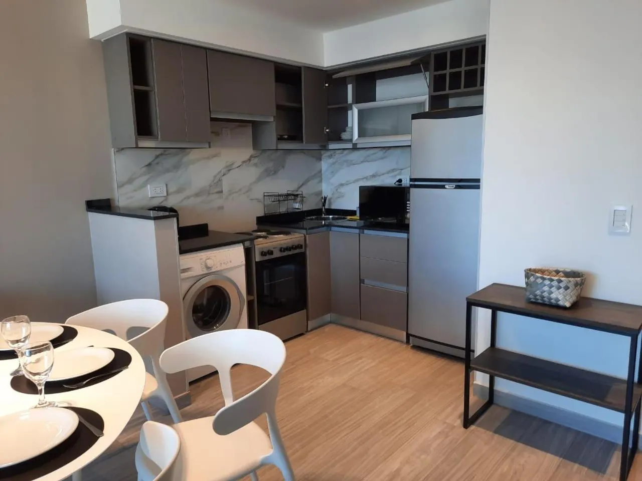 Kitchen or kitchenette in In House BA - Le coq