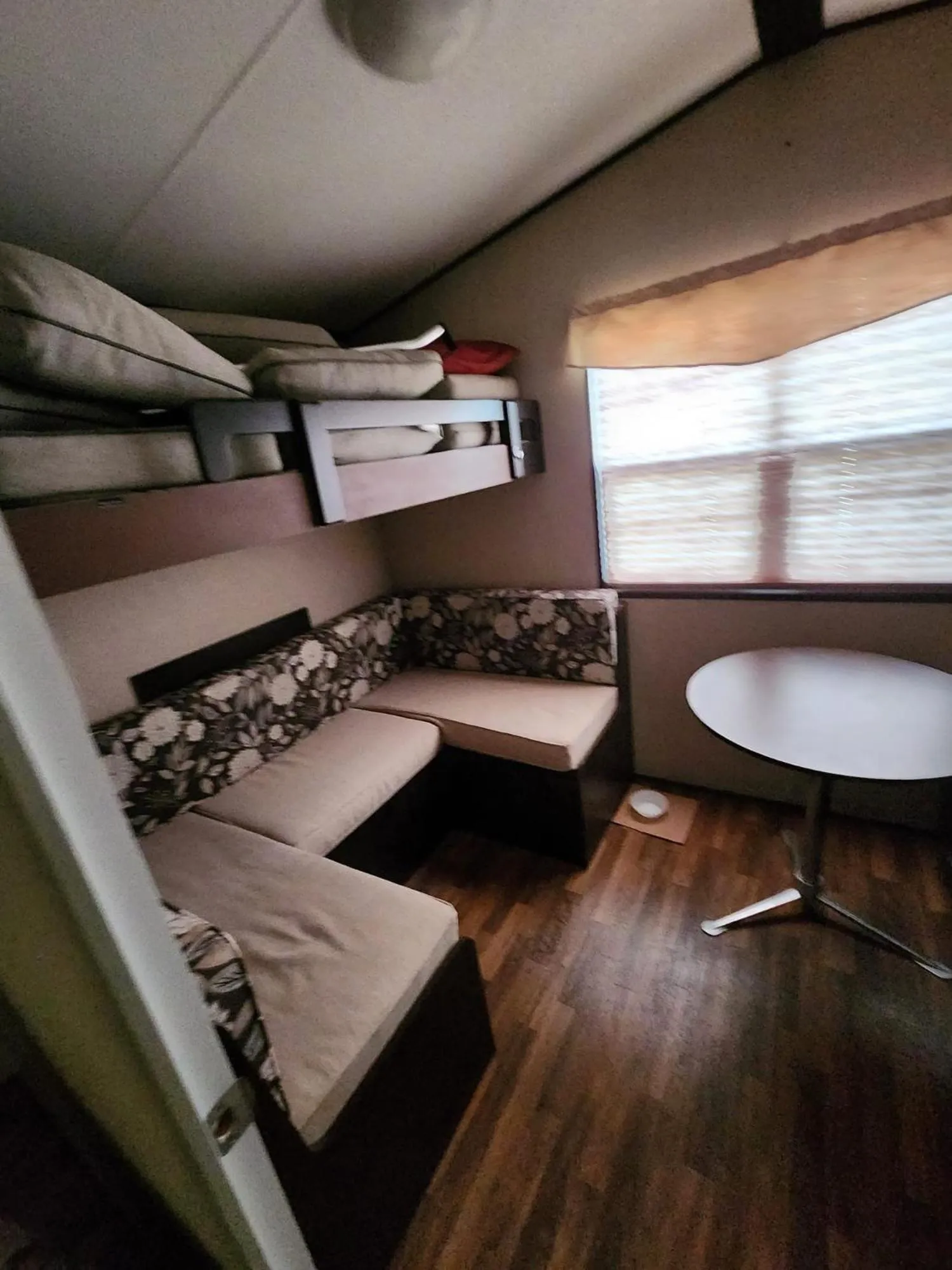 Bedroom, Bed in Falcon Cottages