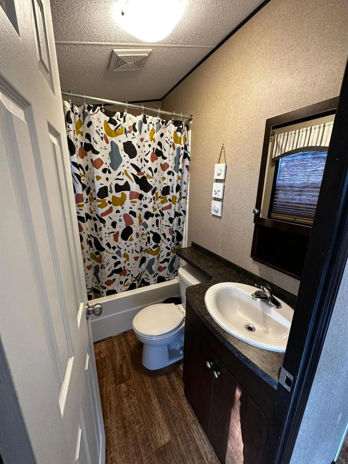 Bathroom in Falcon Cottages