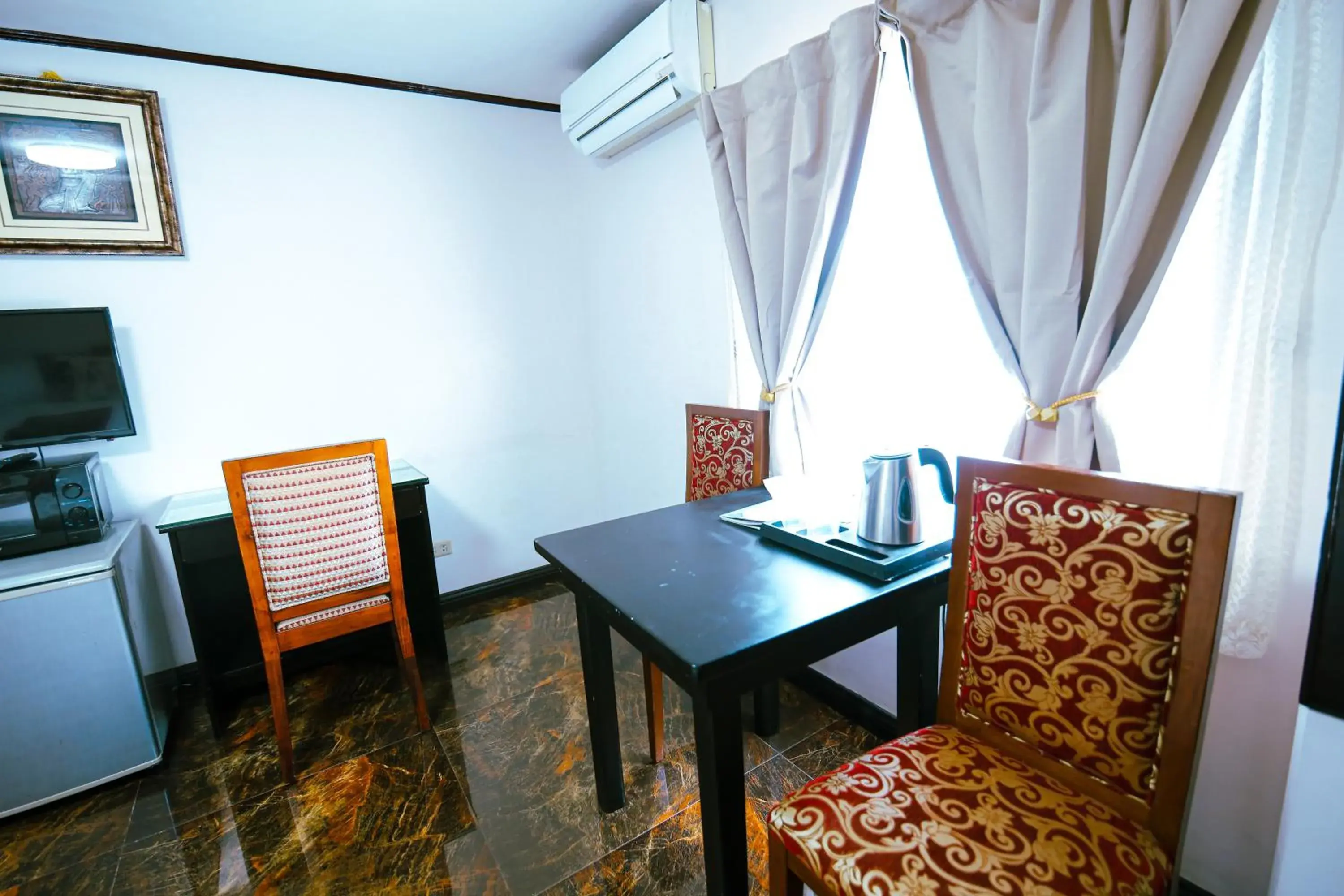 Deluxe Double or Twin Room in Hotel Asia Cebu Deluxe Double or Twin Room in Hotel Asia Cebu